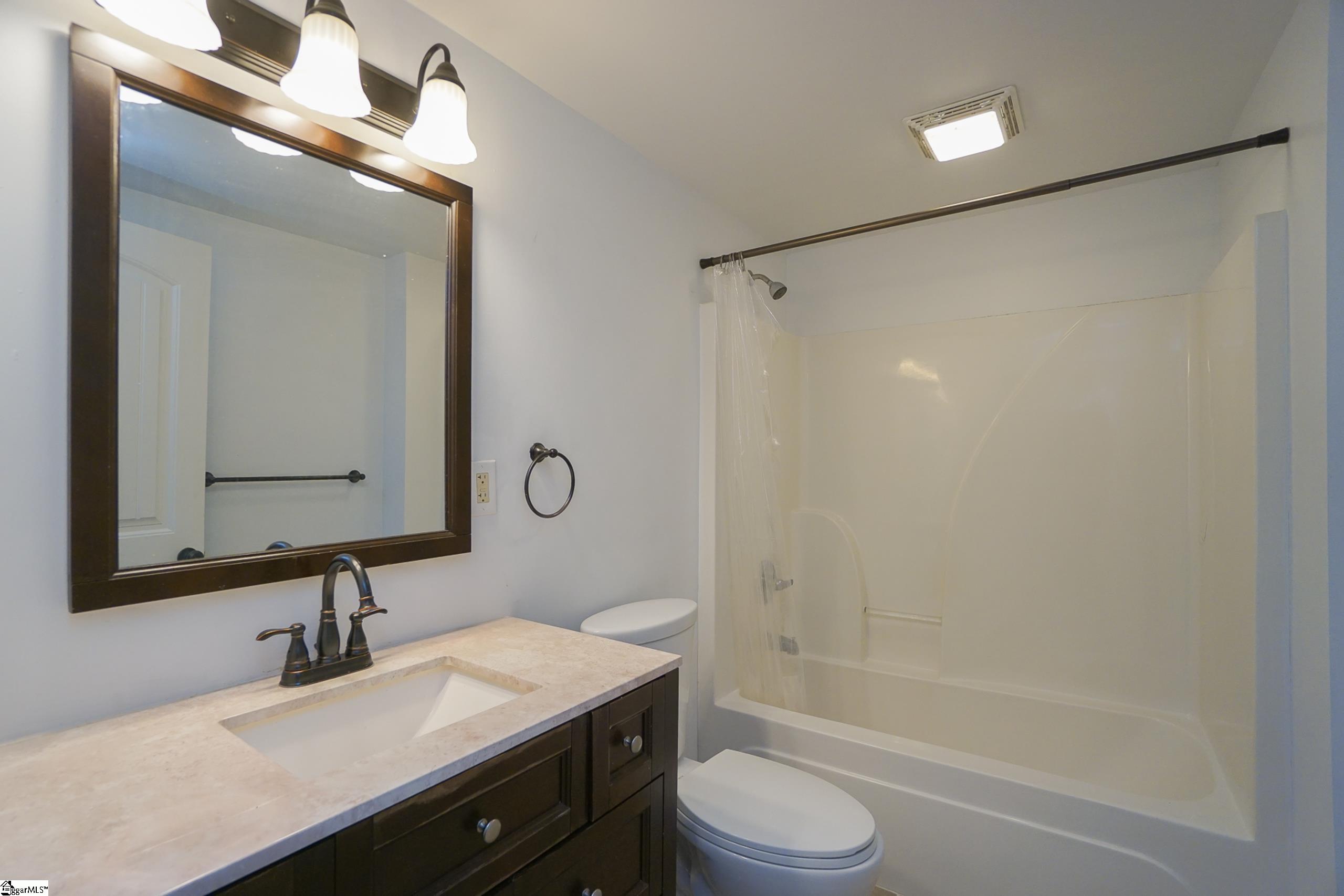 14 Duncan Road Greenville, SC 29617