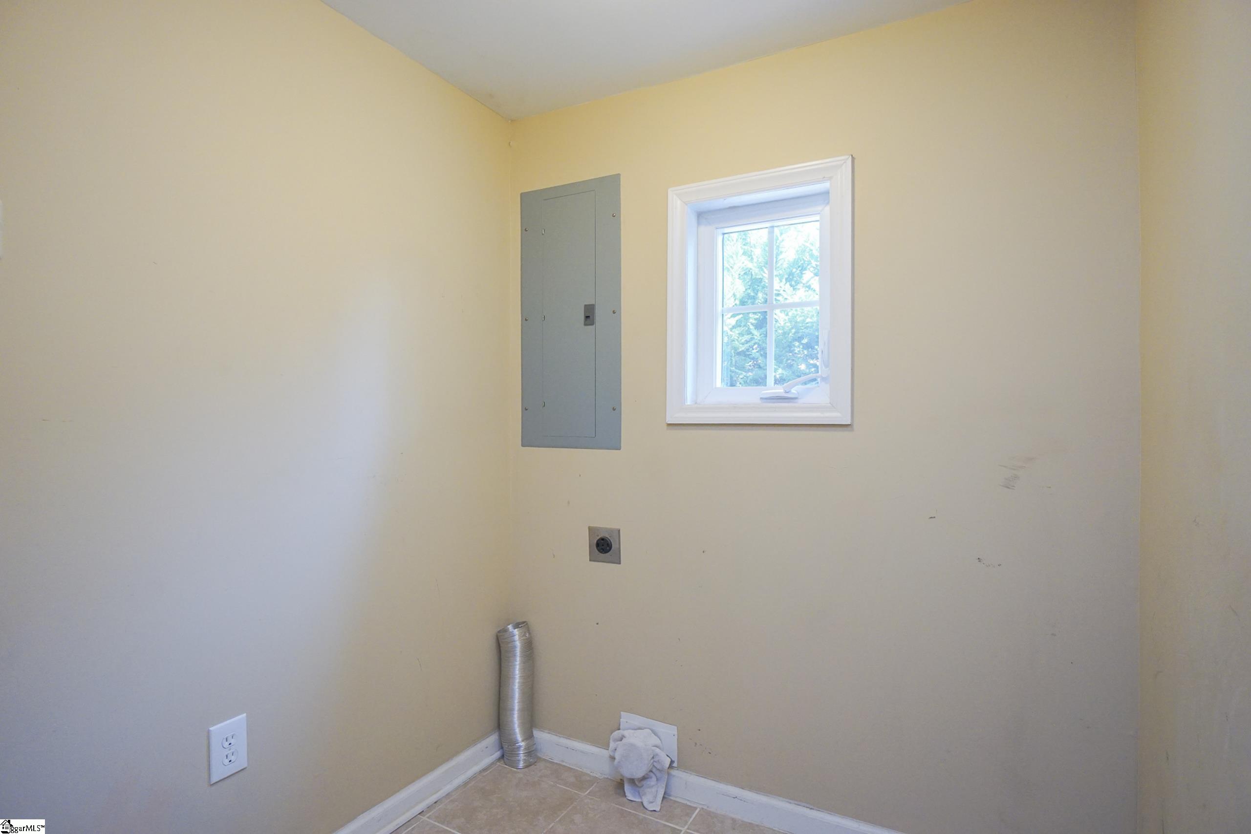 14 Duncan Road Greenville, SC 29617
