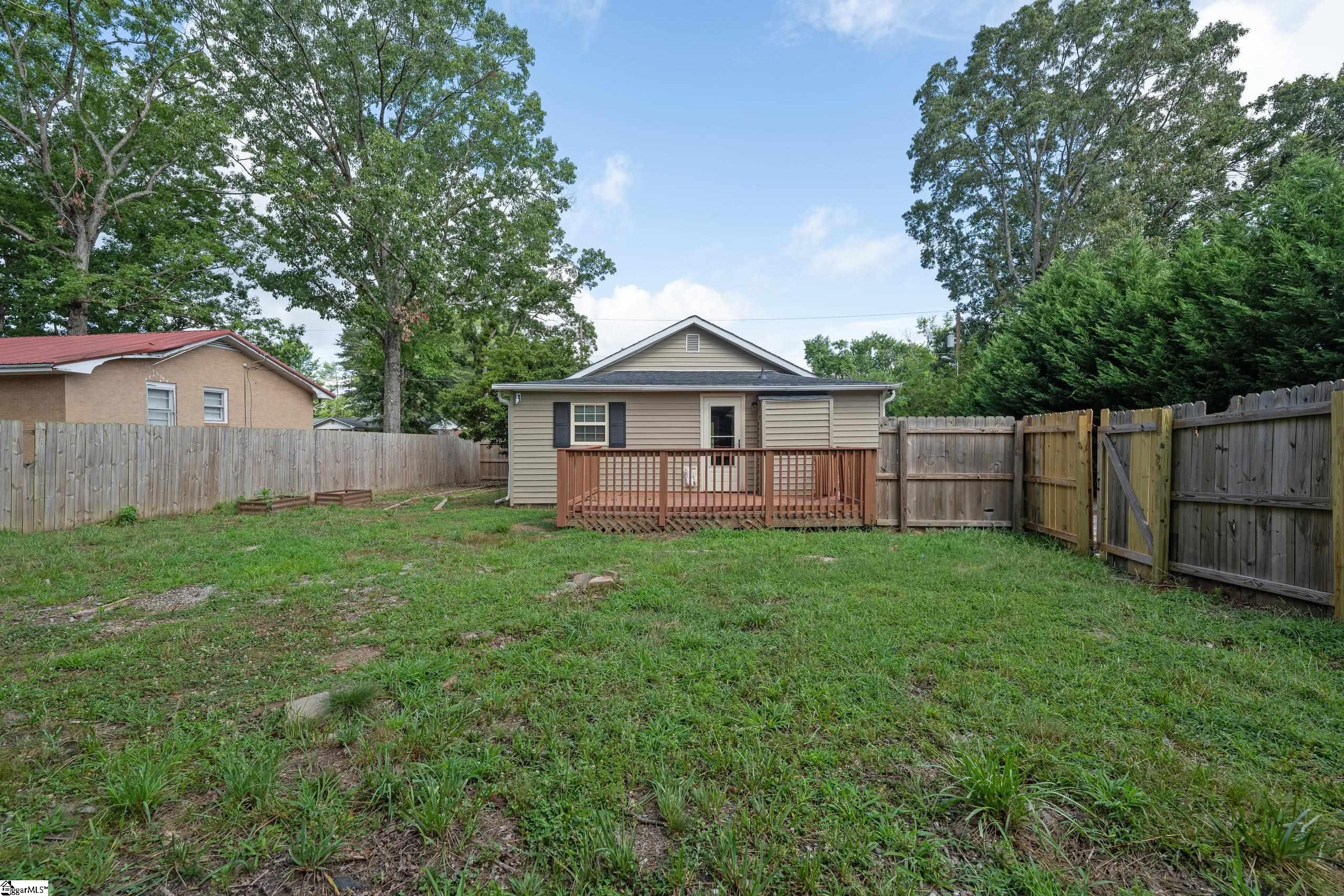 14 Duncan Road Greenville, SC 29617