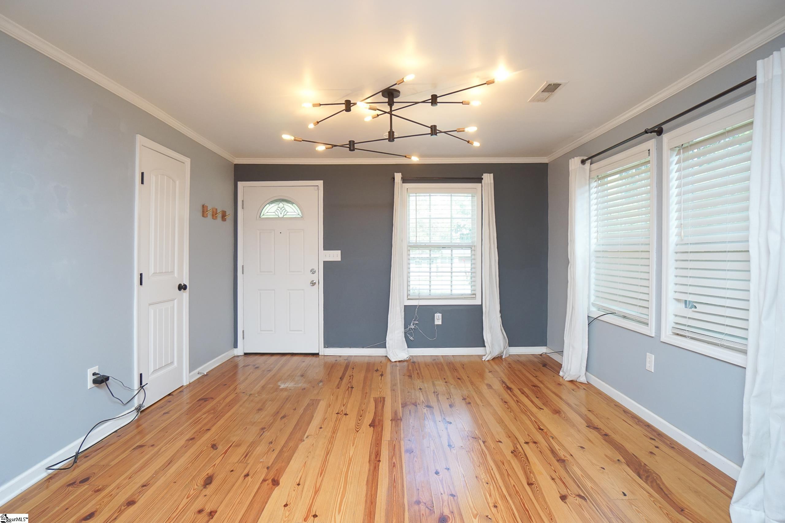 14 Duncan Road Greenville, SC 29617