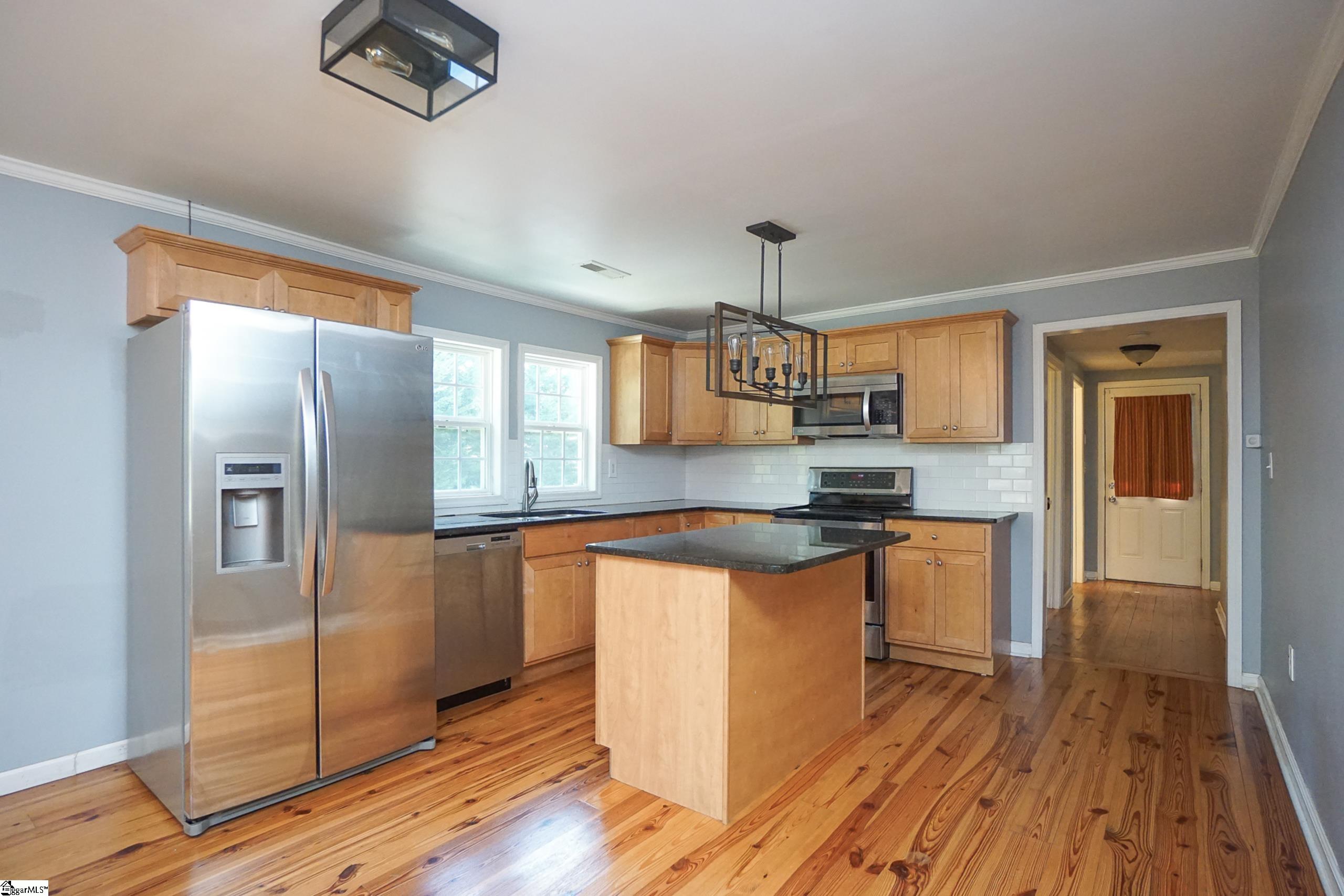 14 Duncan Road Greenville, SC 29617