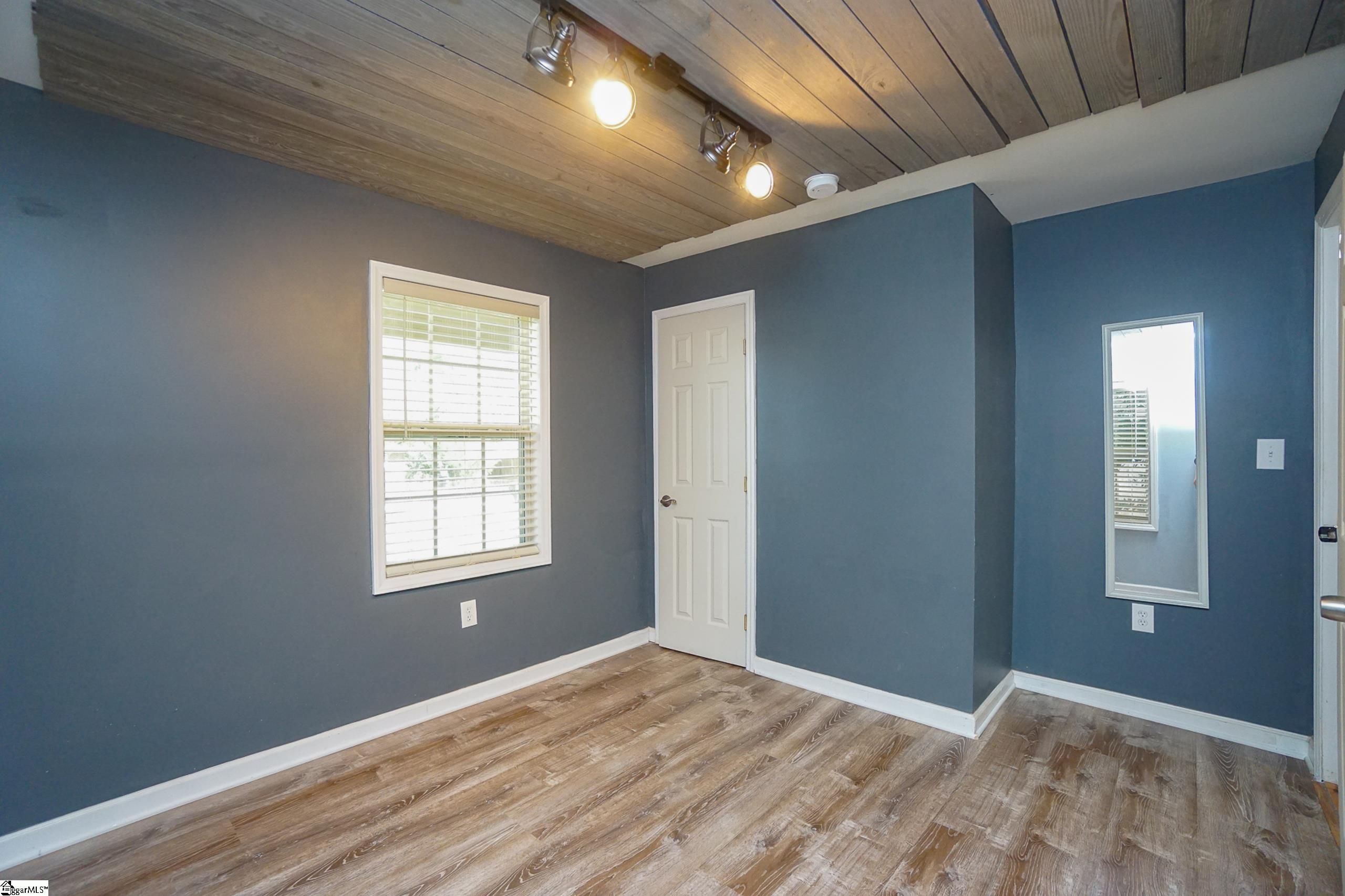14 Duncan Road Greenville, SC 29617
