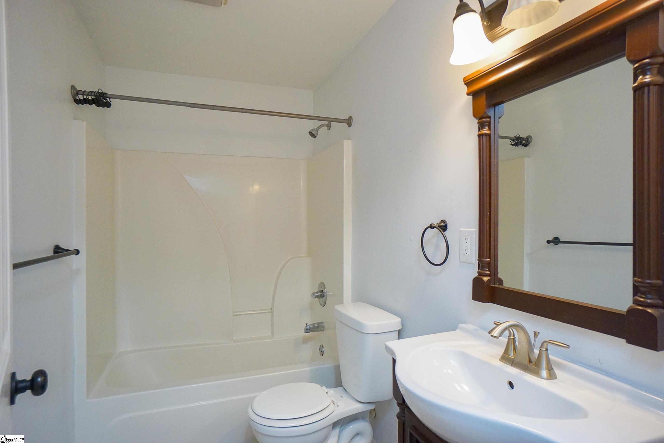 14 Duncan Road Greenville, SC 29617
