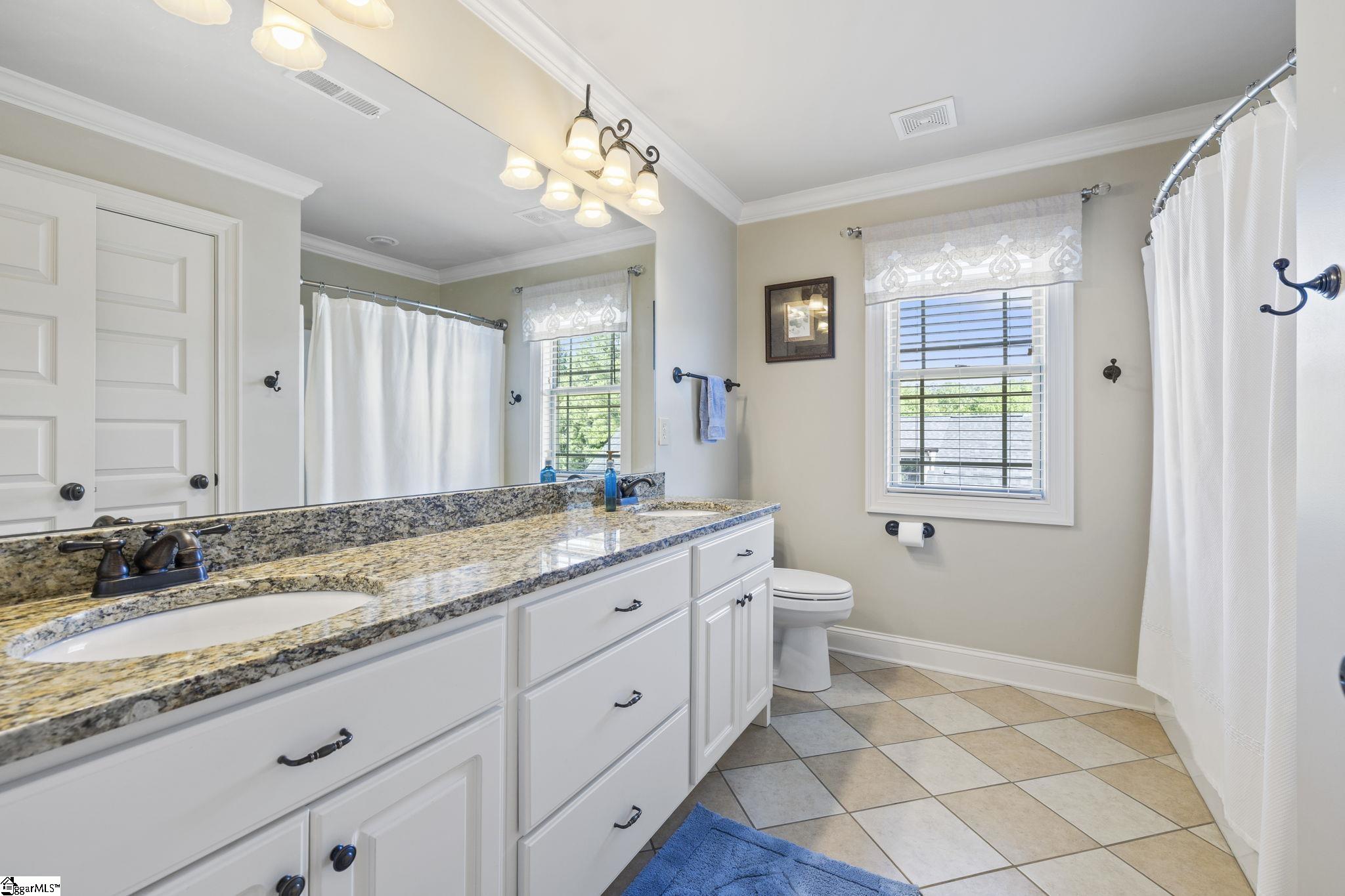 374 S Woodfin Ridge Drive Inman, SC 29349