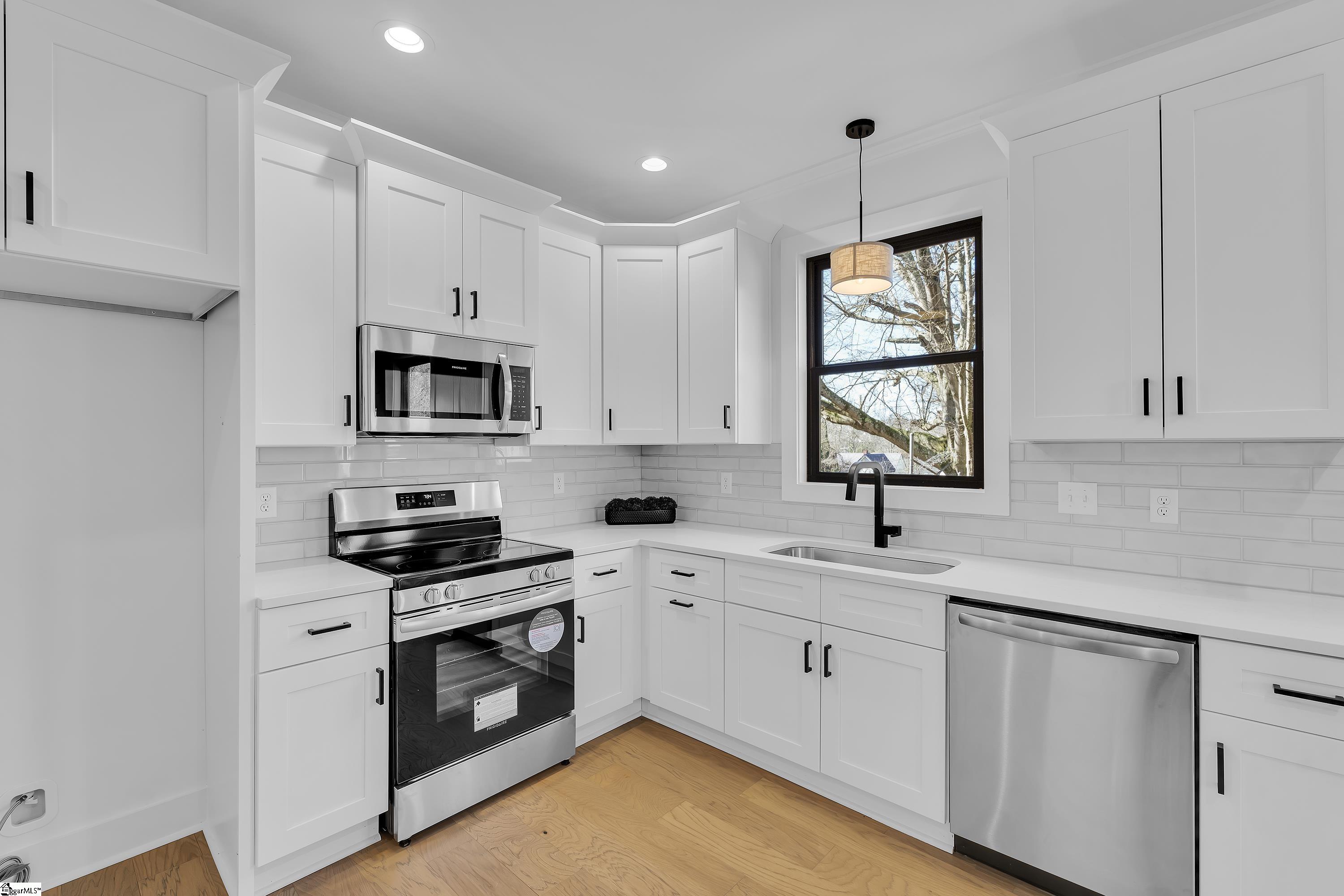 117 Lepak Lane Greenville, SC 29605
