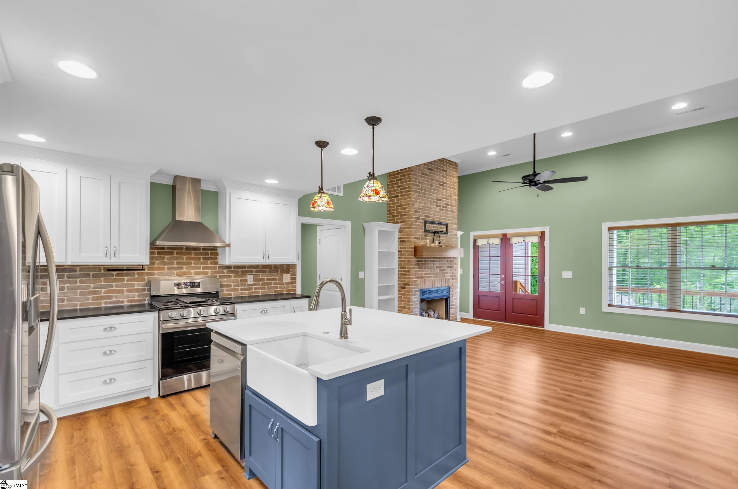 130 Windjammer Way Anderson, SC 29626