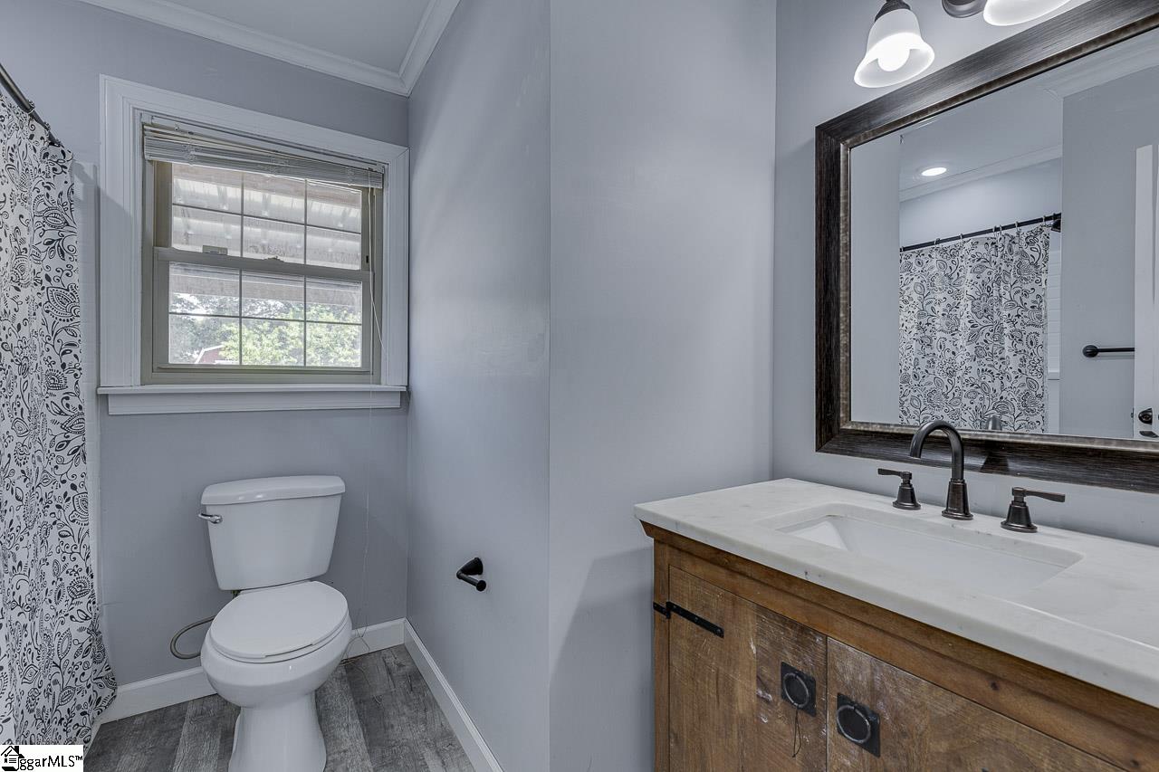 422 Rangeview Circle Greenville, SC 29617
