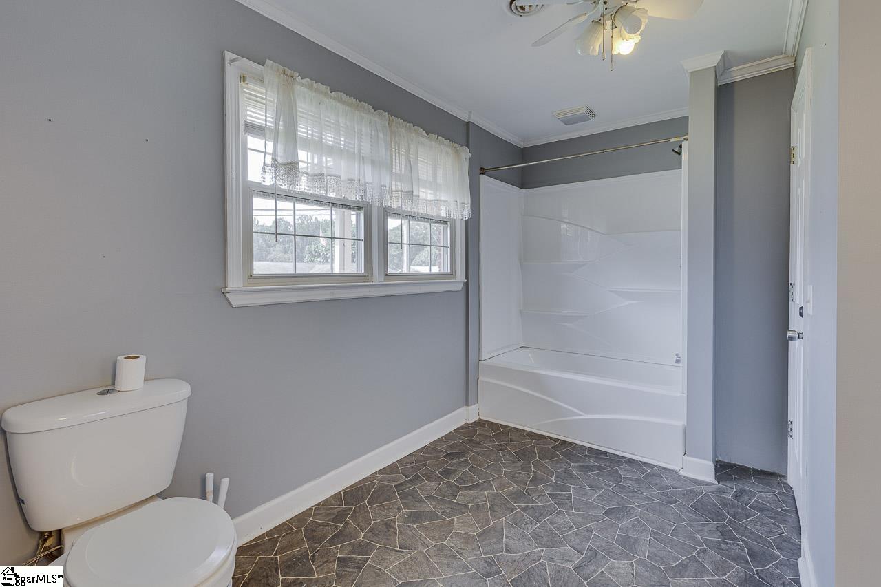 422 Rangeview Circle Greenville, SC 29617