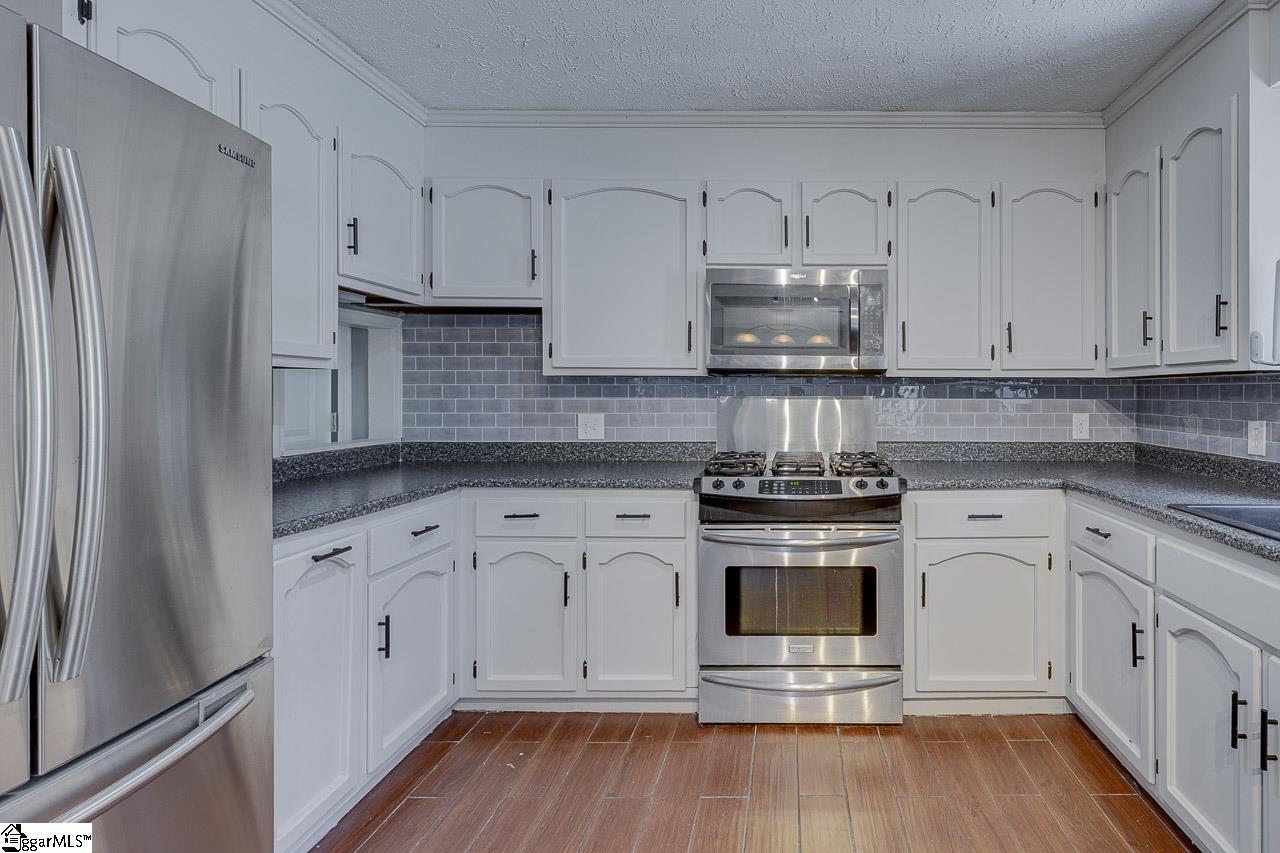 422 Rangeview Circle Greenville, SC 29617