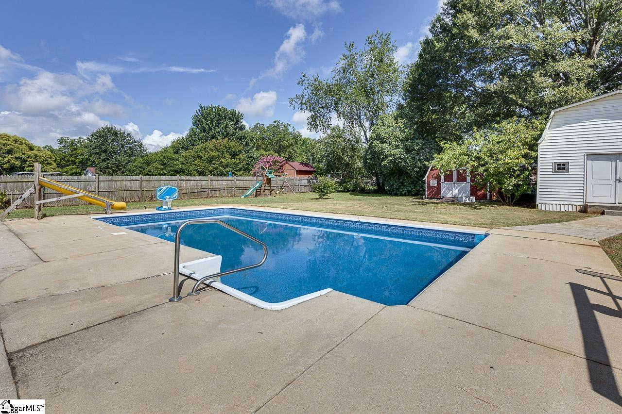 422 Rangeview Circle Greenville, SC 29617