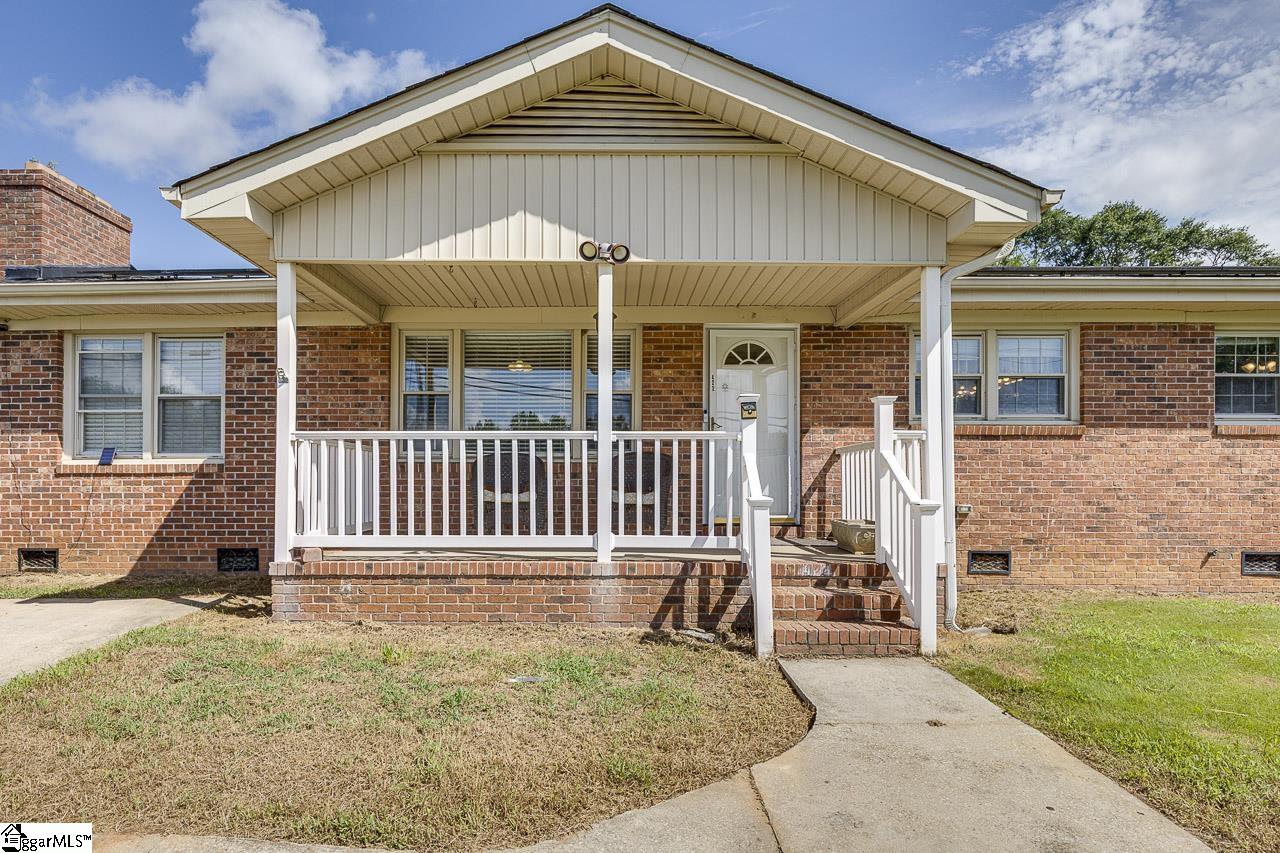 422 Rangeview Circle Greenville, SC 29617