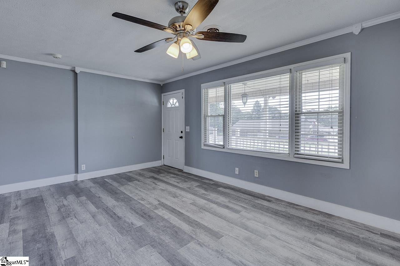 422 Rangeview Circle Greenville, SC 29617