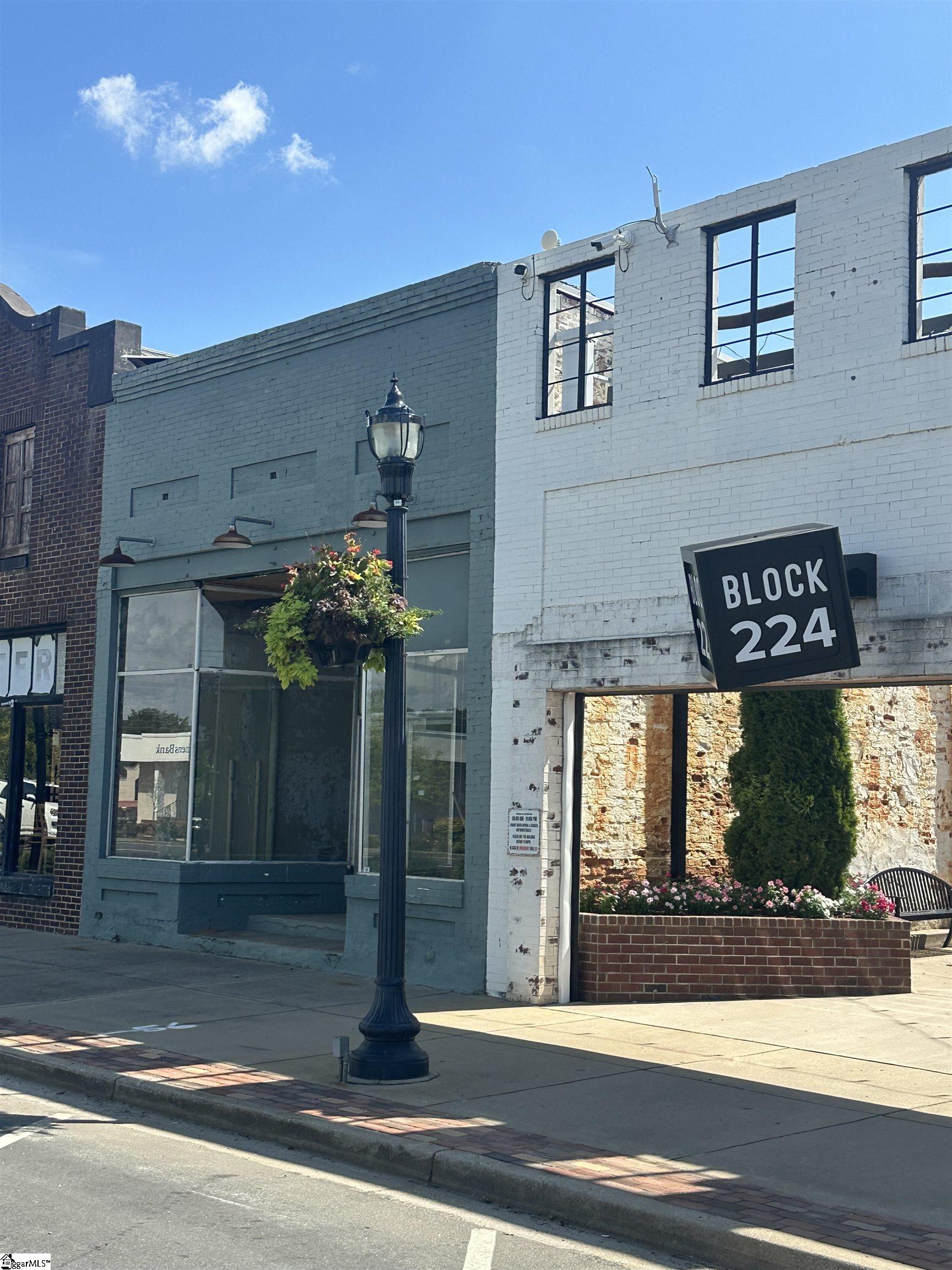 226 S Main Street Woodruff, SC 29388