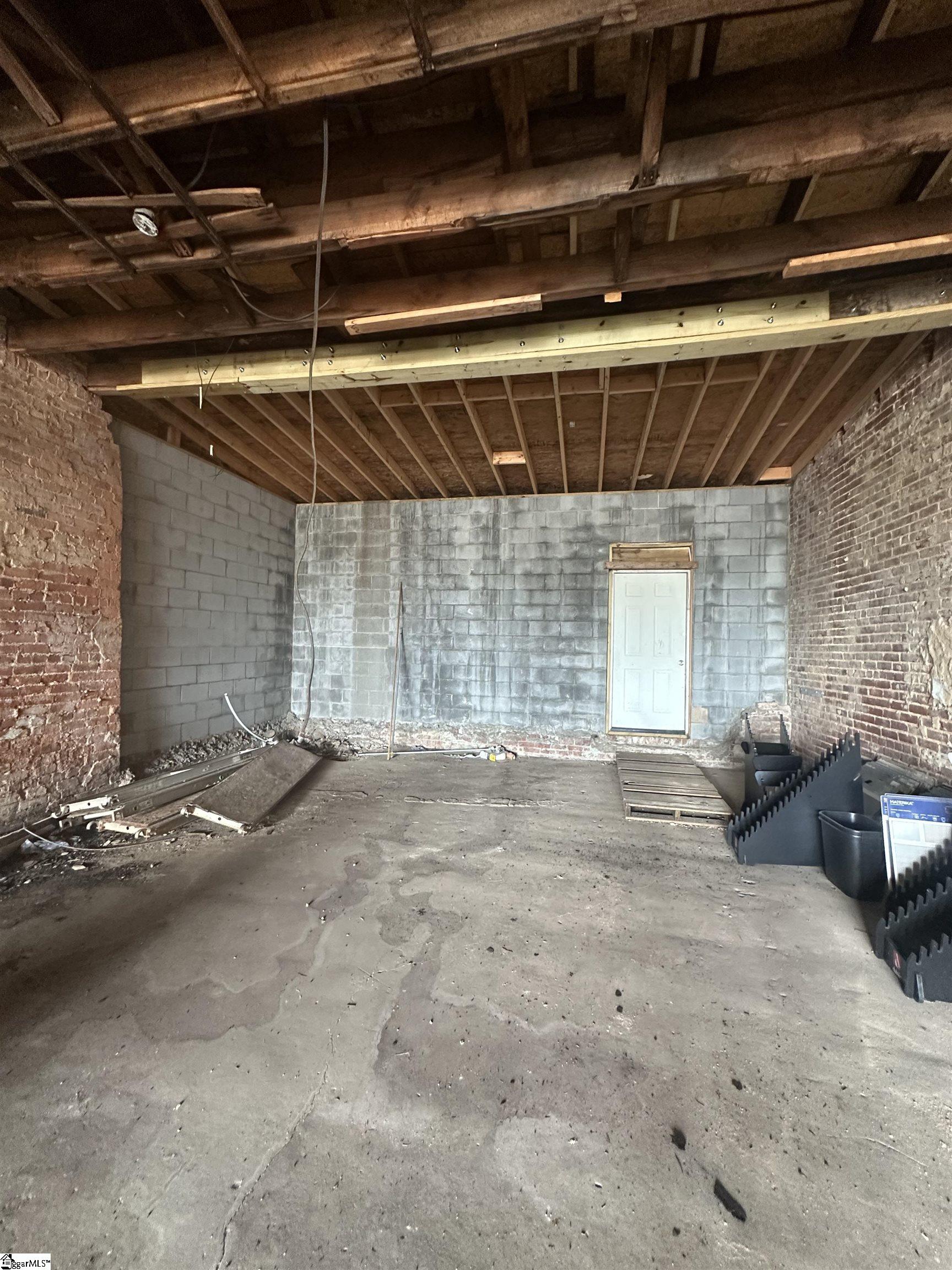 226 S Main Street Woodruff, SC 29388
