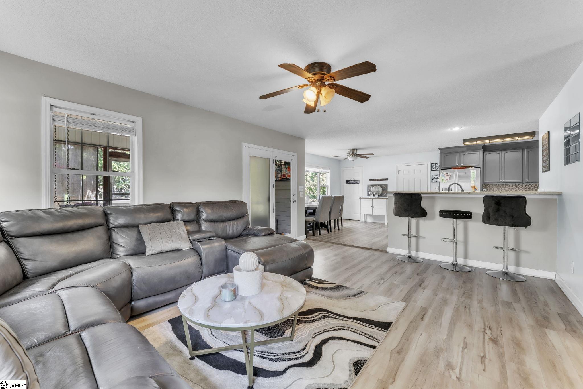 102 Country Garden Lane Anderson, SC 29626-5285