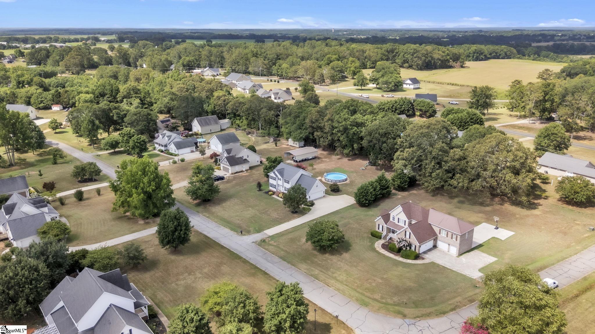 102 Country Garden Lane Anderson, SC 29626-5285