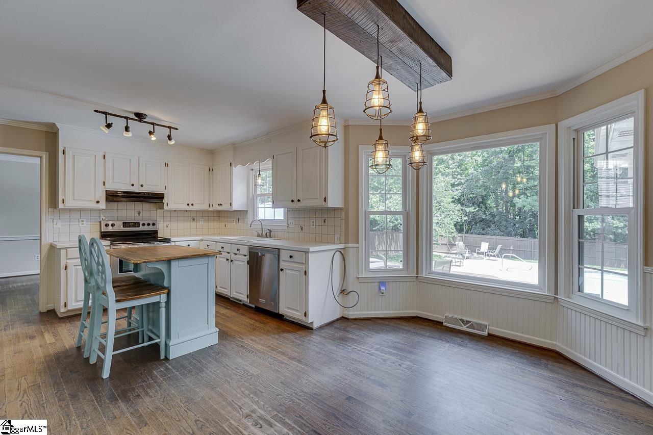 704 E Silverleaf Street Greer, SC 29650