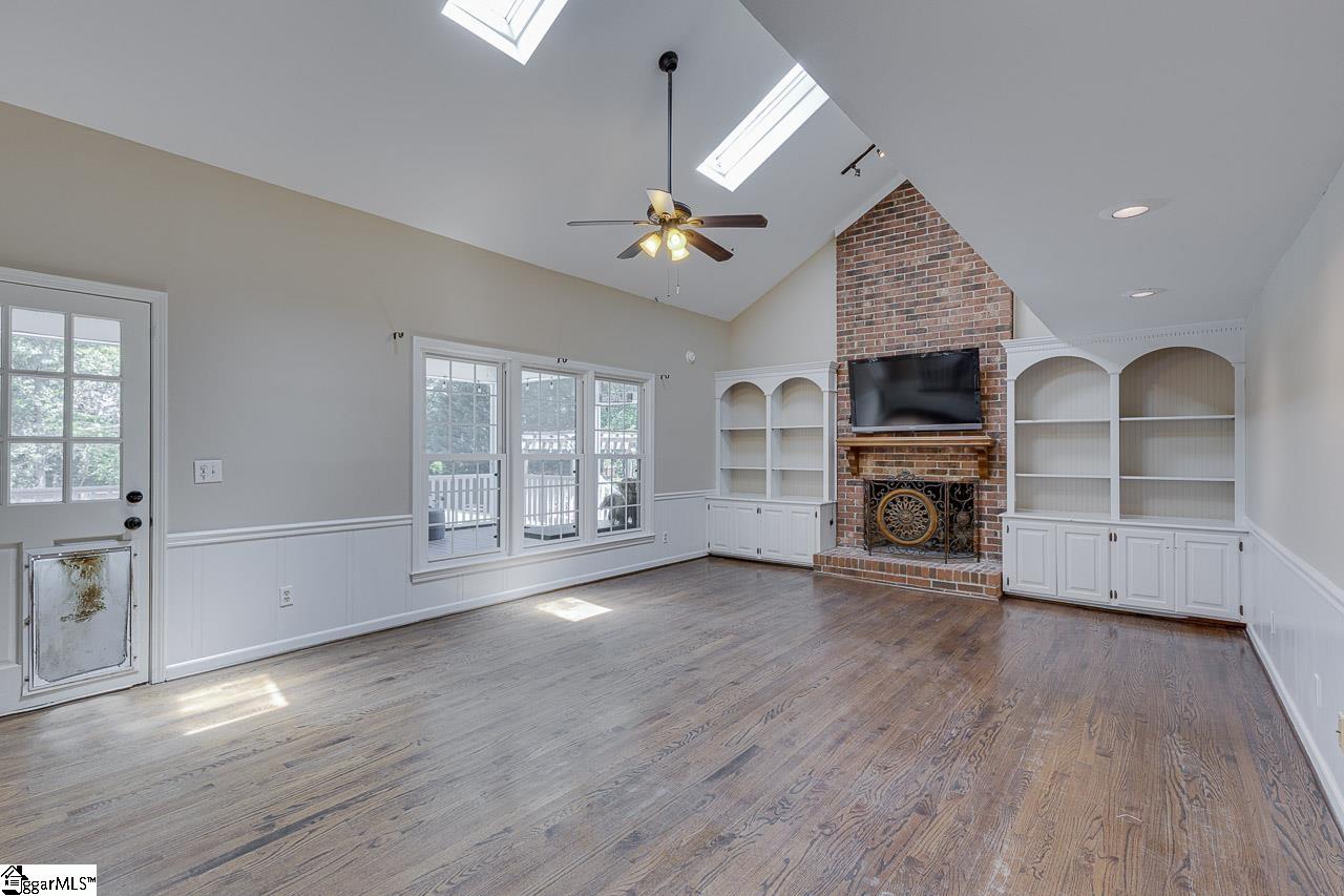 704 E Silverleaf Street Greer, SC 29650