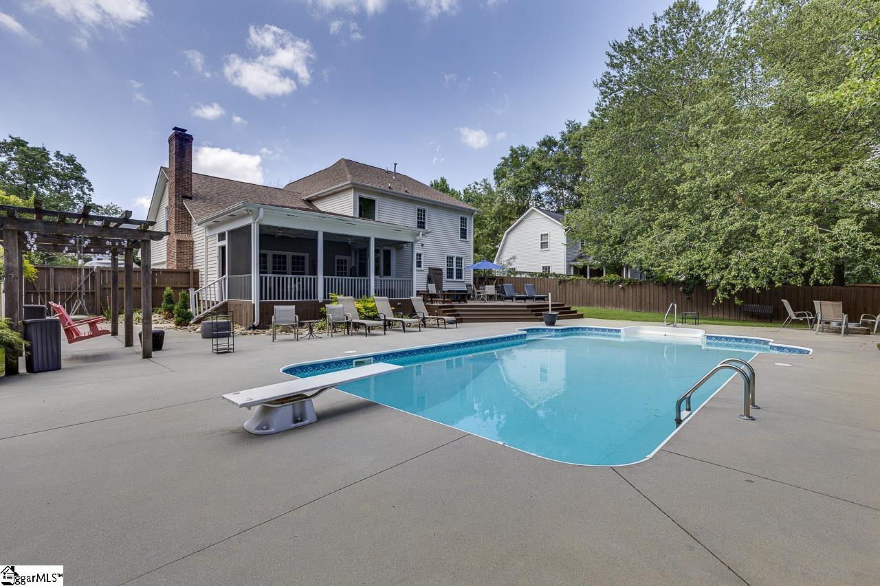 704 E Silverleaf Street Greer, SC 29650
