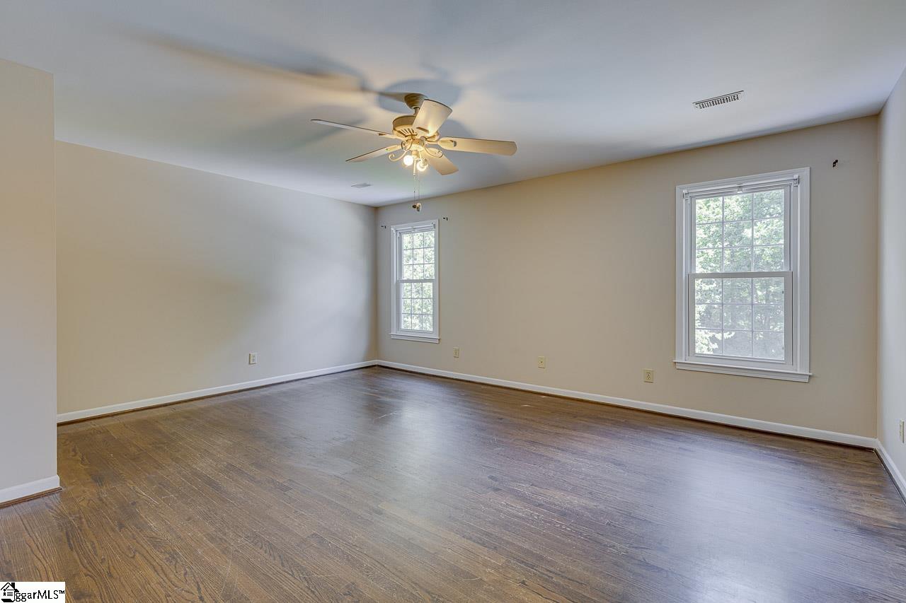 704 E Silverleaf Street Greer, SC 29650