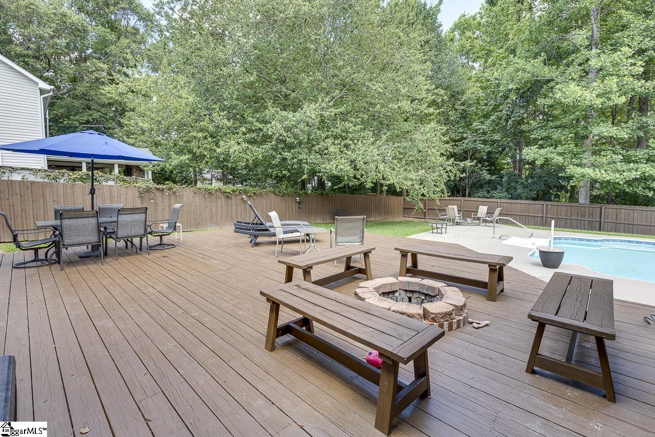 704 E Silverleaf Street Greer, SC 29650