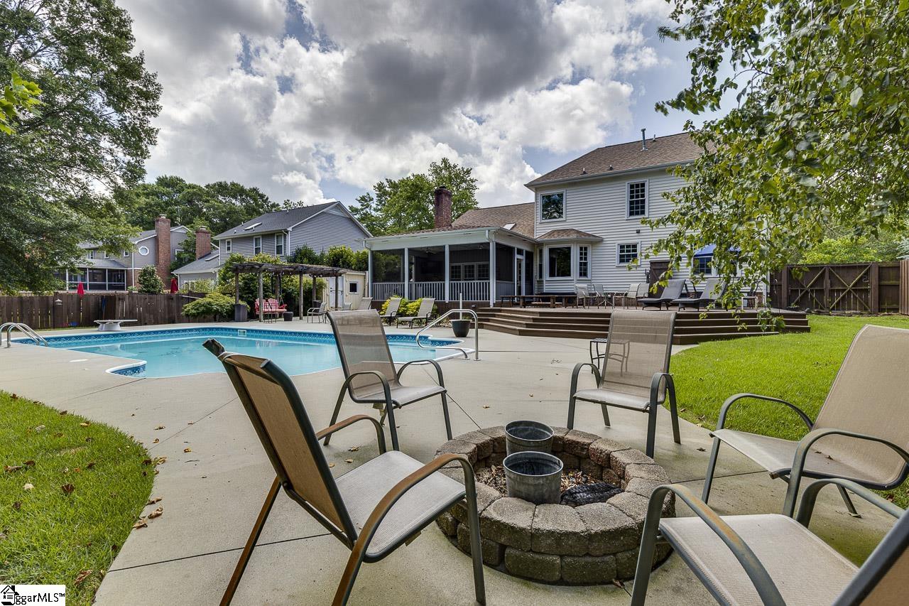 704 E Silverleaf Street Greer, SC 29650