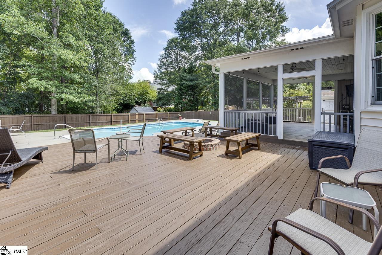 704 E Silverleaf Street Greer, SC 29650