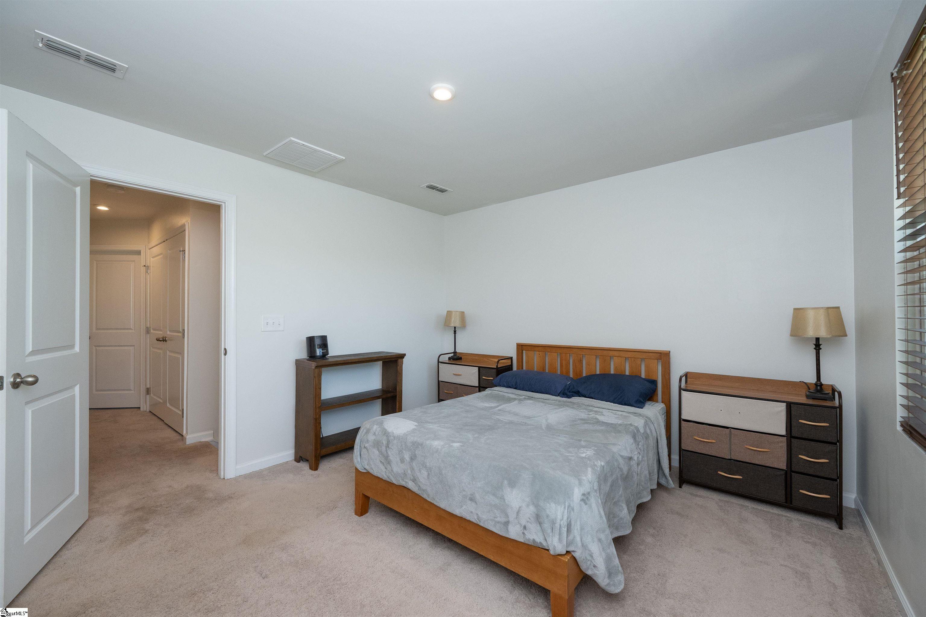 527 Hampton Townes Drive Greenville, SC 29617