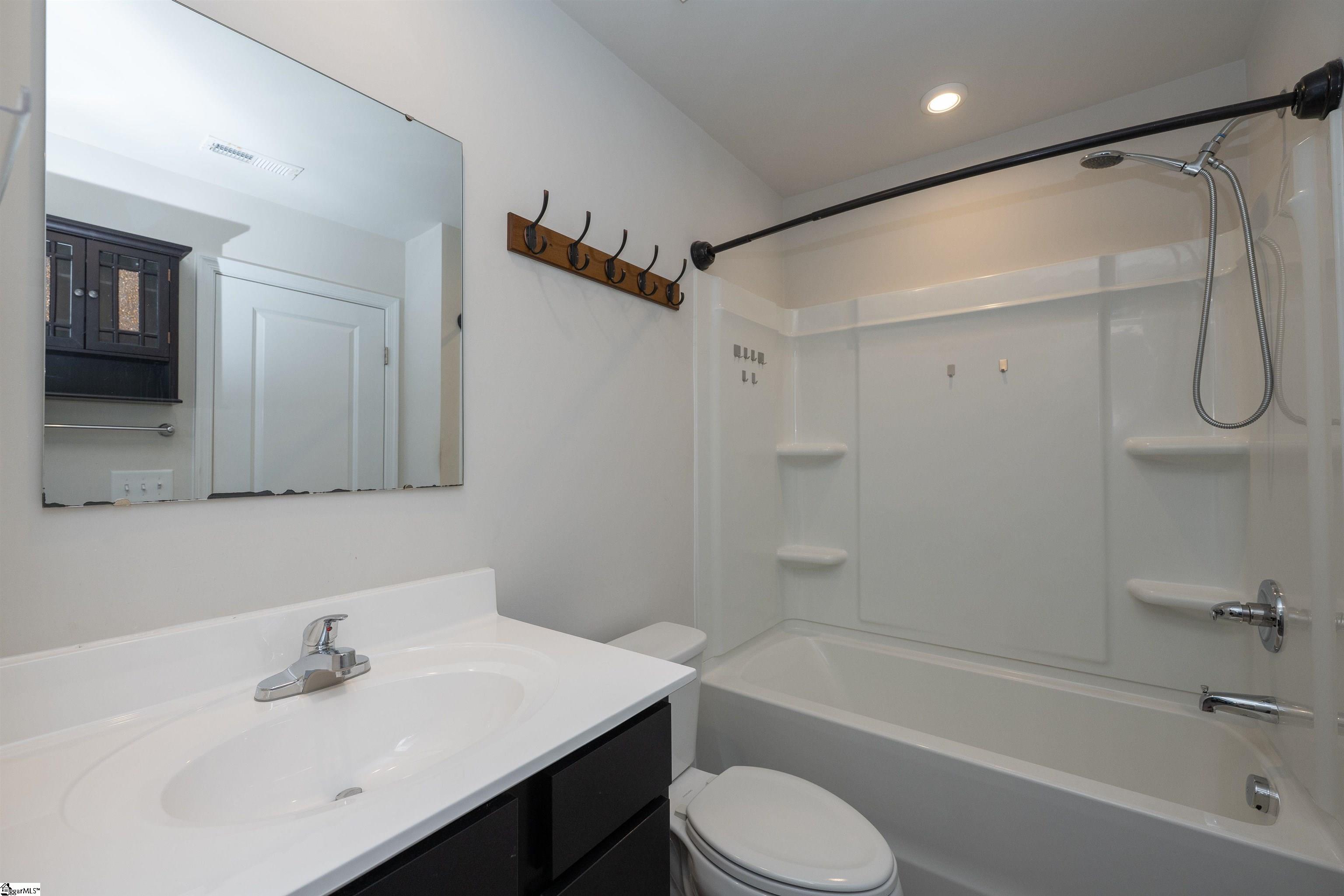527 Hampton Townes Drive Greenville, SC 29617
