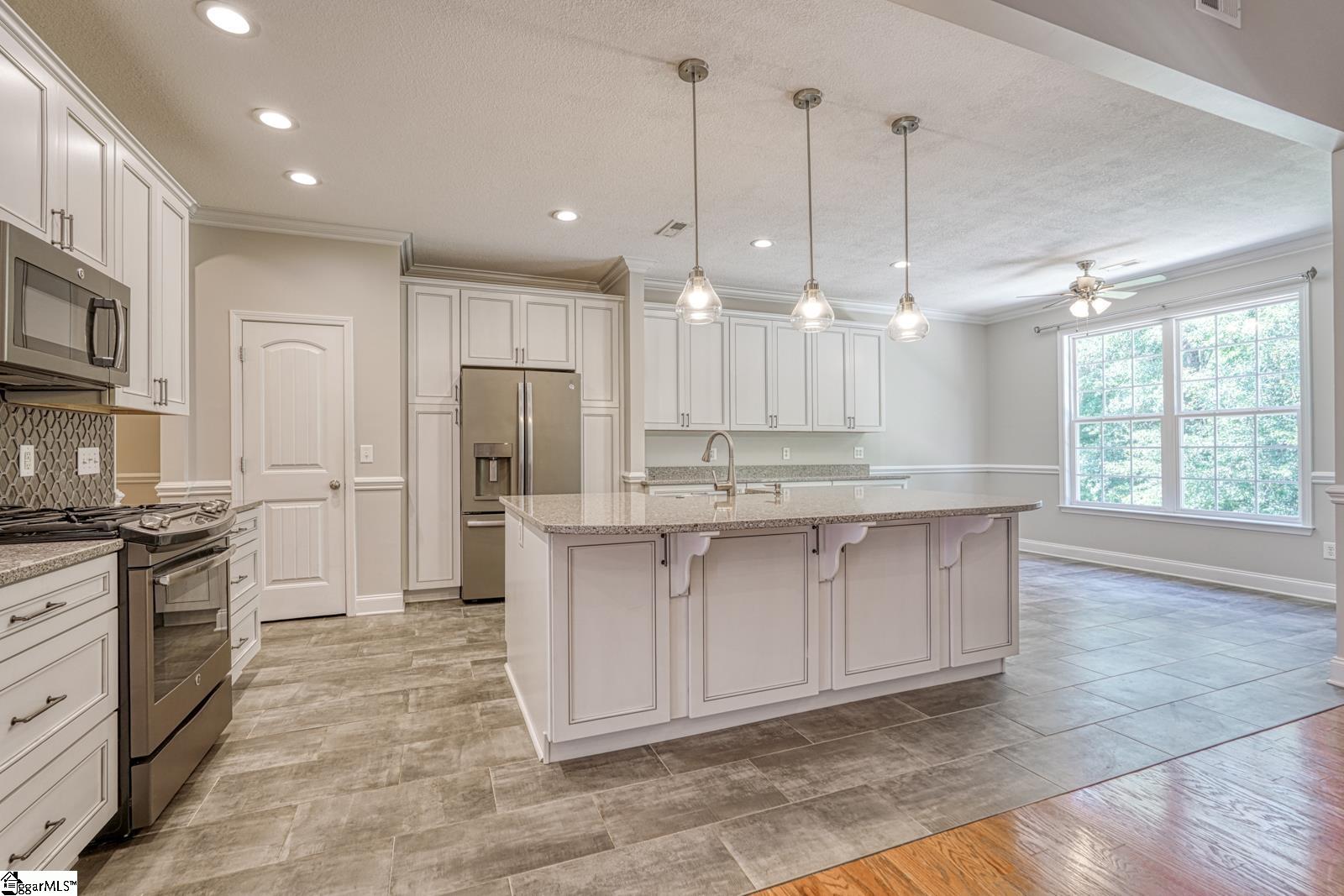 173 Colfax Drive Boiling Springs, SC 29316