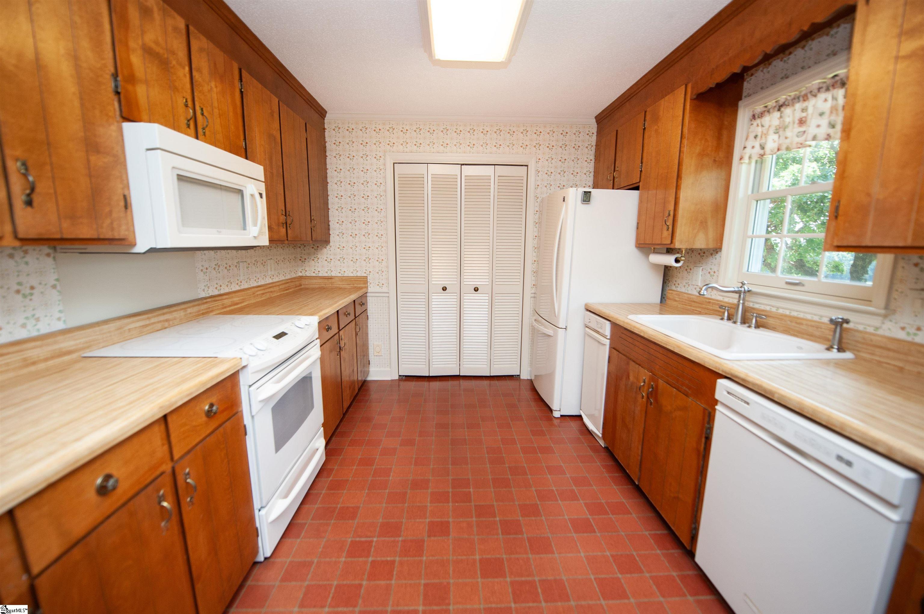 312 Lister Road Landrum, SC 29356-8714