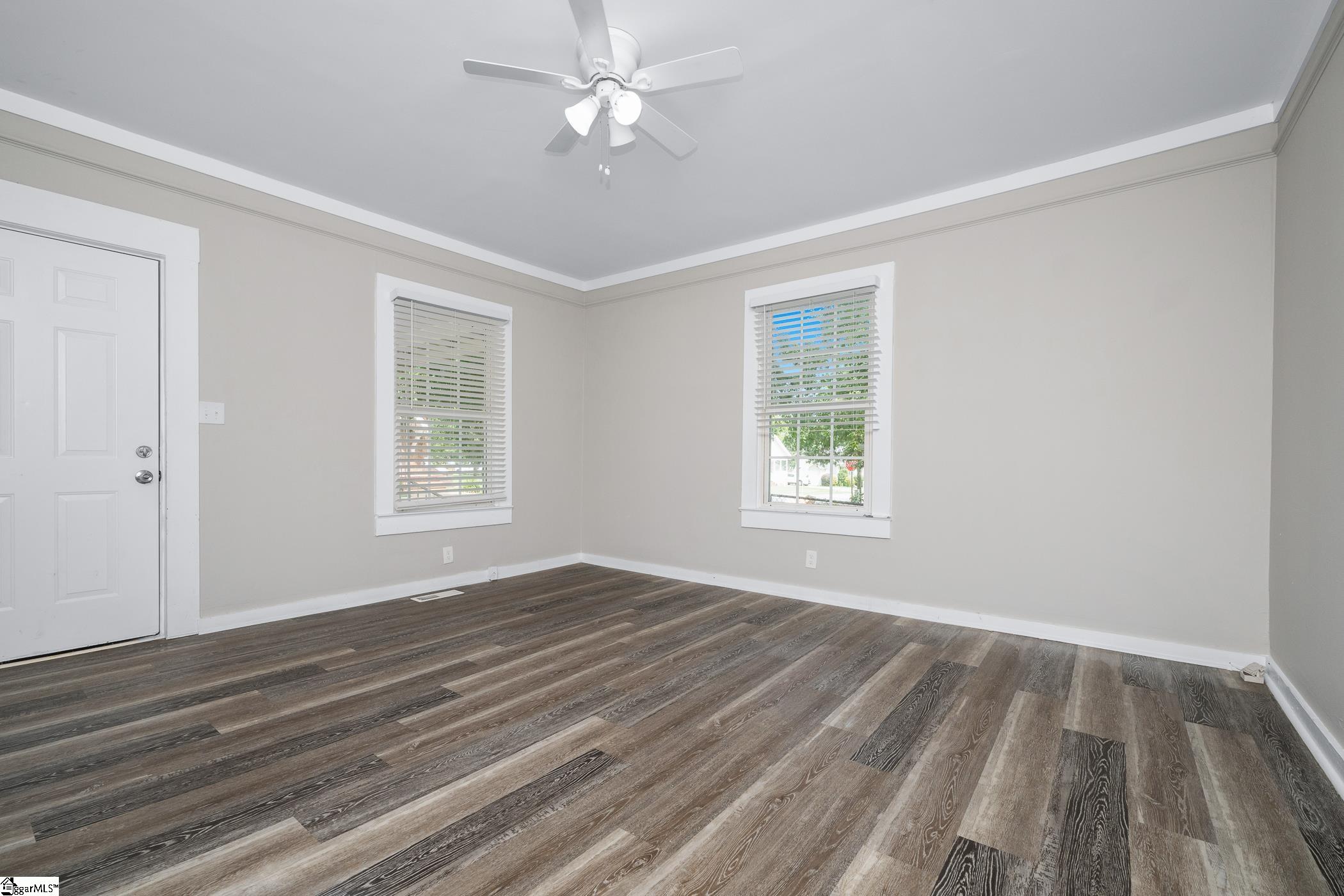 24 2nd Avenue Greenville, SC 29609