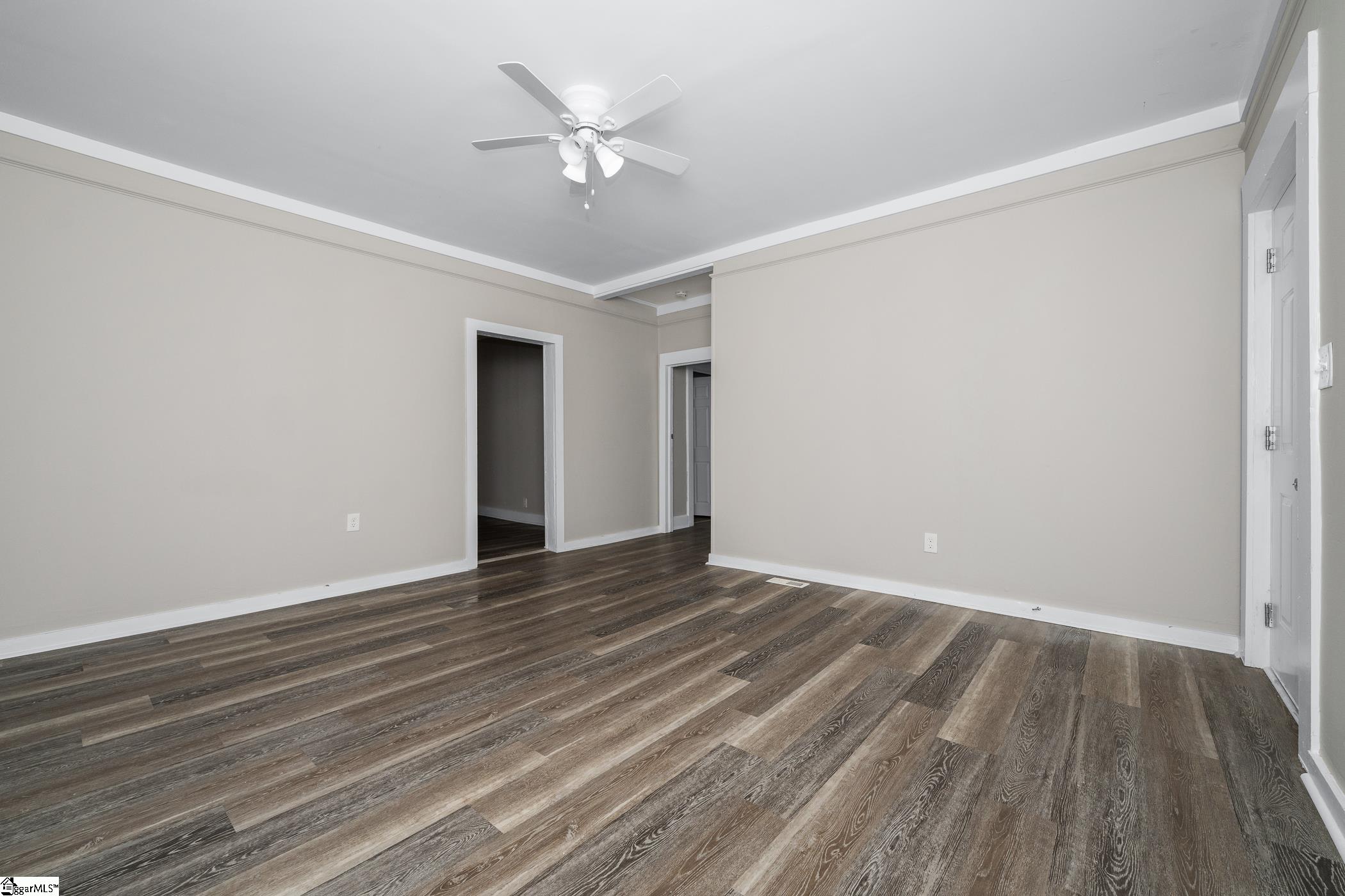 24 2nd Avenue Greenville, SC 29609