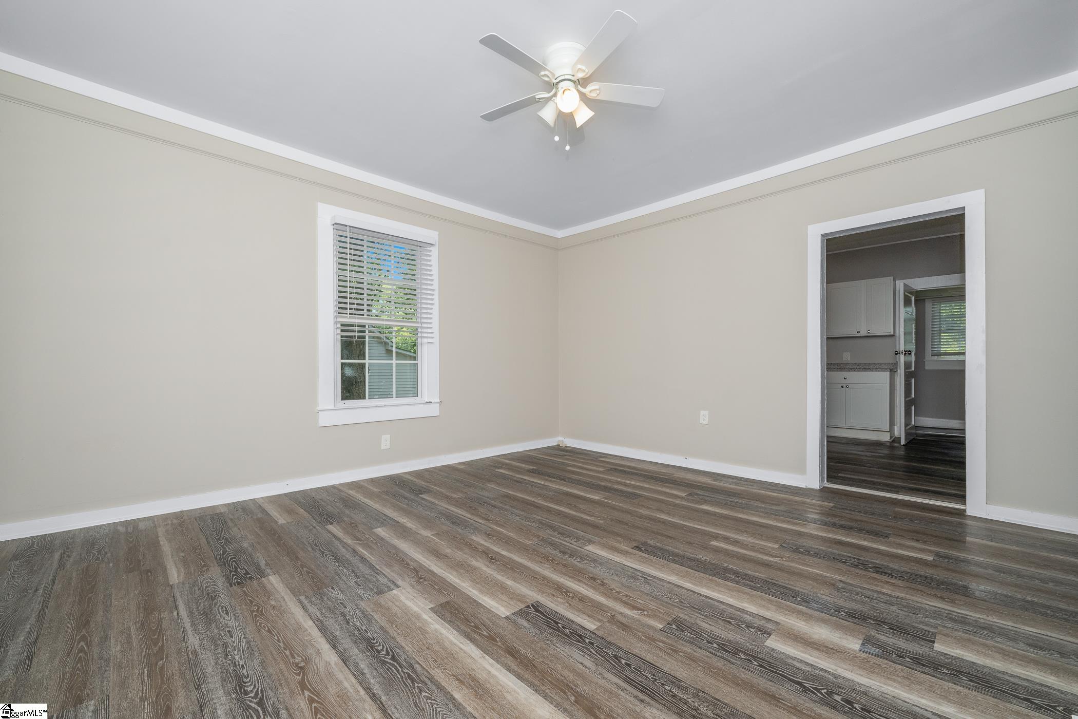 24 2nd Avenue Greenville, SC 29609