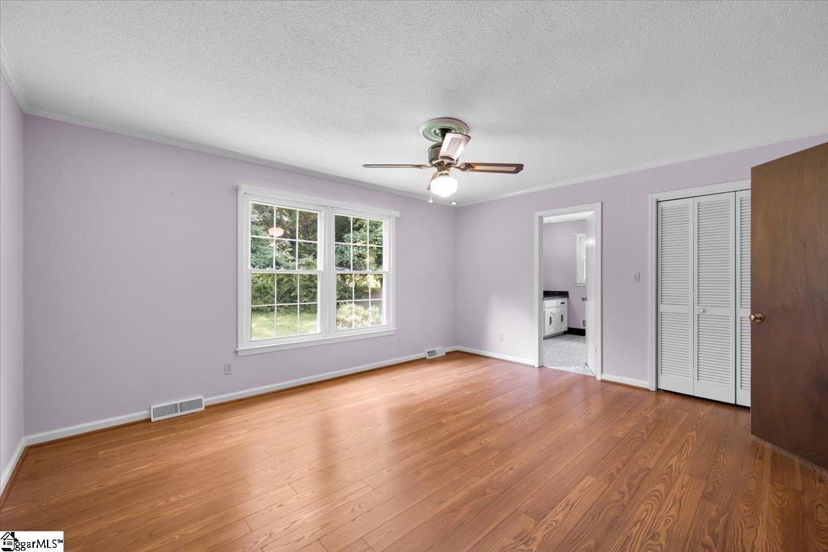 12 Lantern Drive Greer, SC 29651
