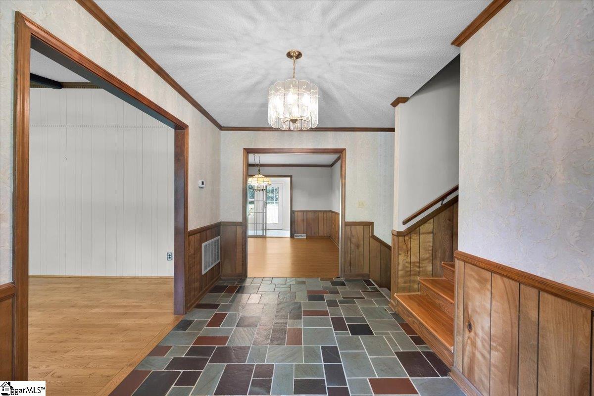 12 Lantern Drive Greer, SC 29651
