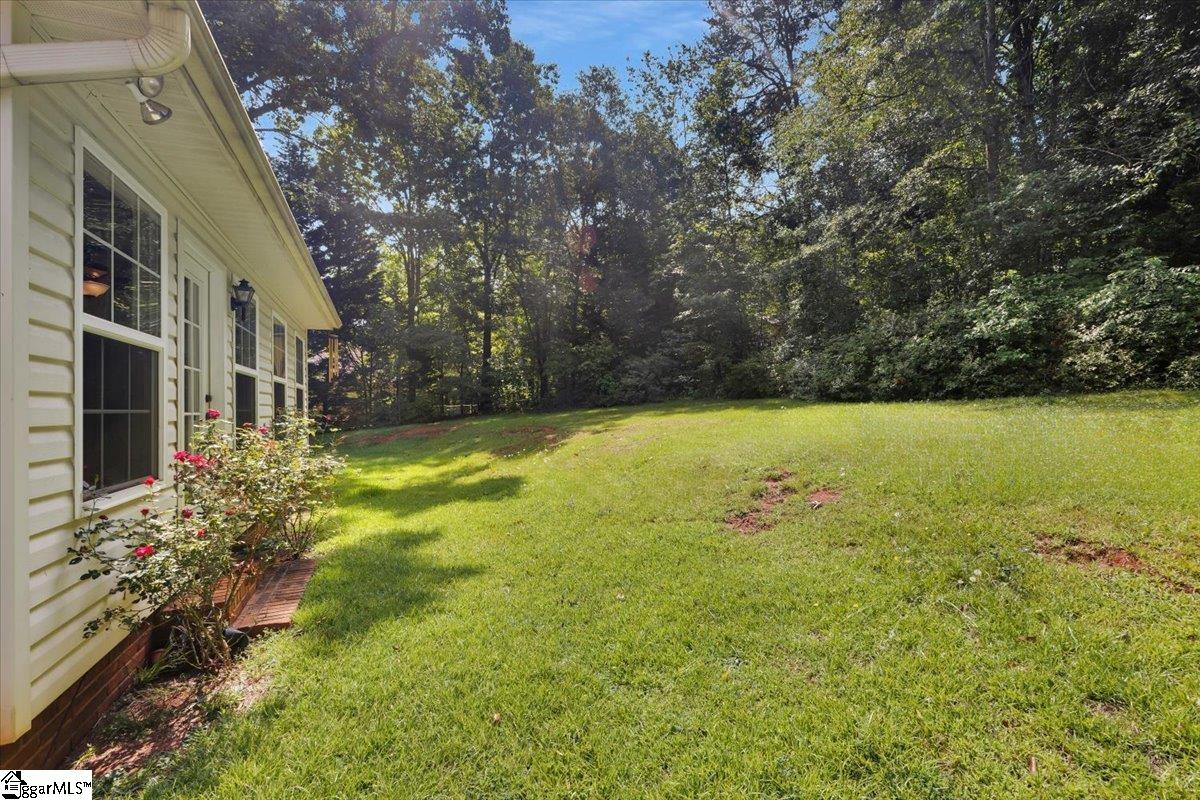 12 Lantern Drive Greer, SC 29651
