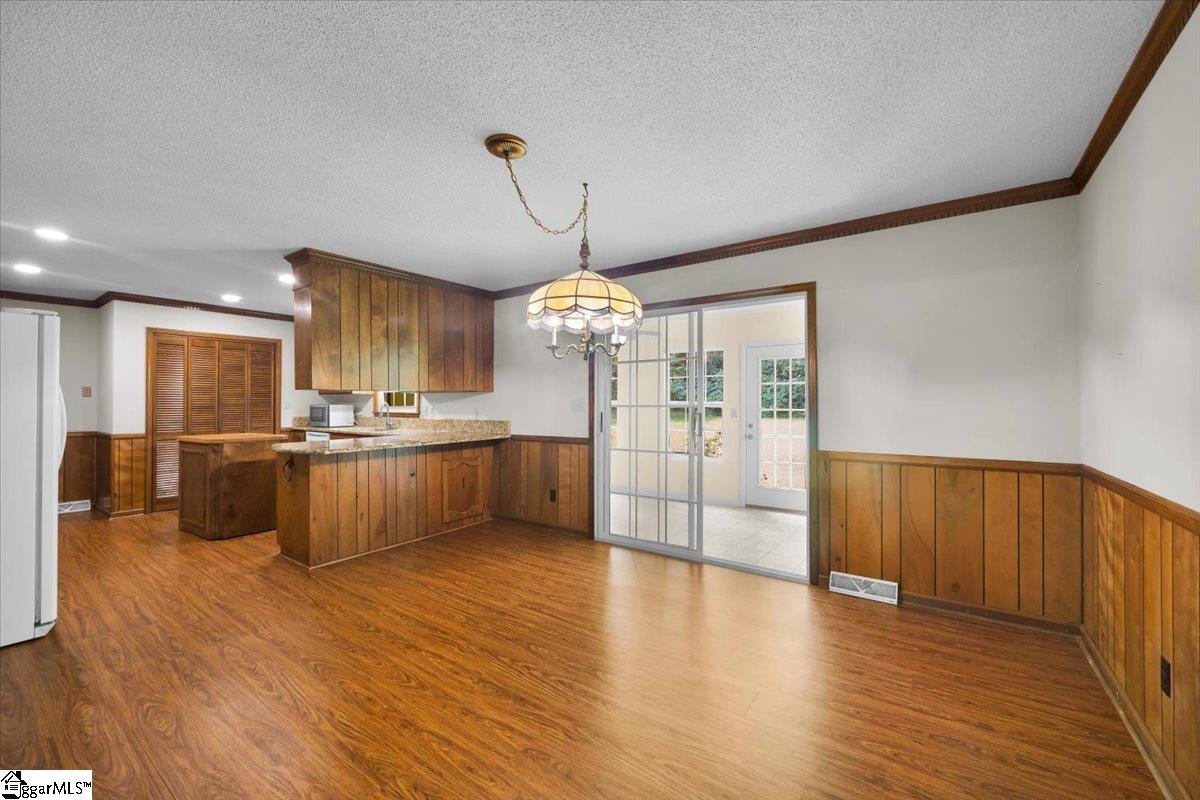 12 Lantern Drive Greer, SC 29651