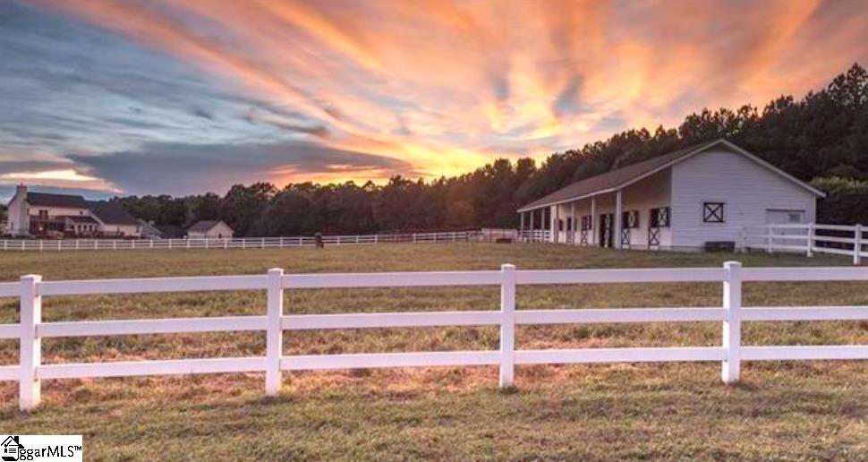 513 Saddlebred Drive Pelzer, SC 29669