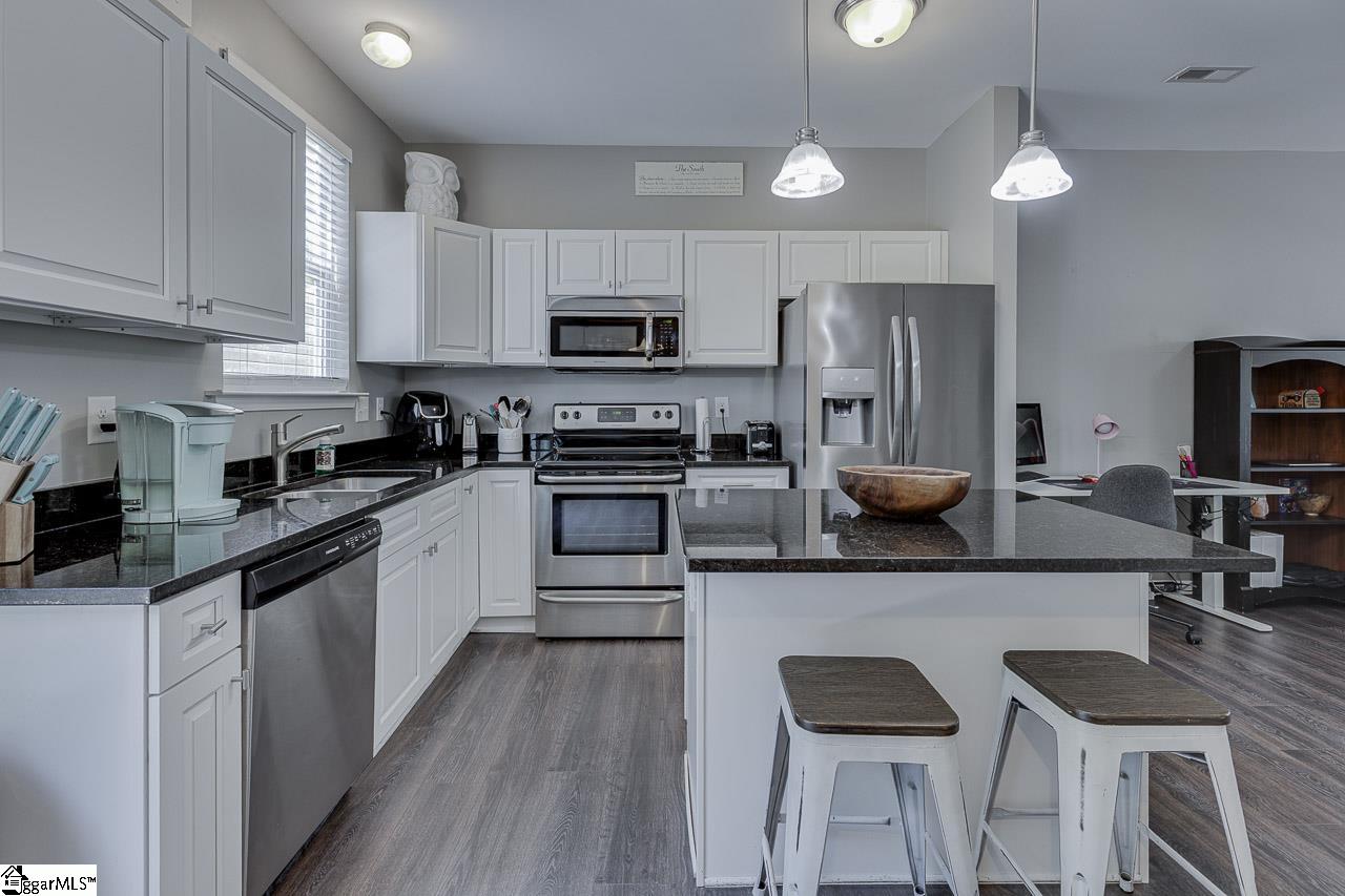93 Huntress Drive Greer, SC 29651