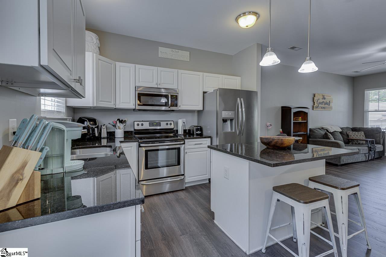 93 Huntress Drive Greer, SC 29651