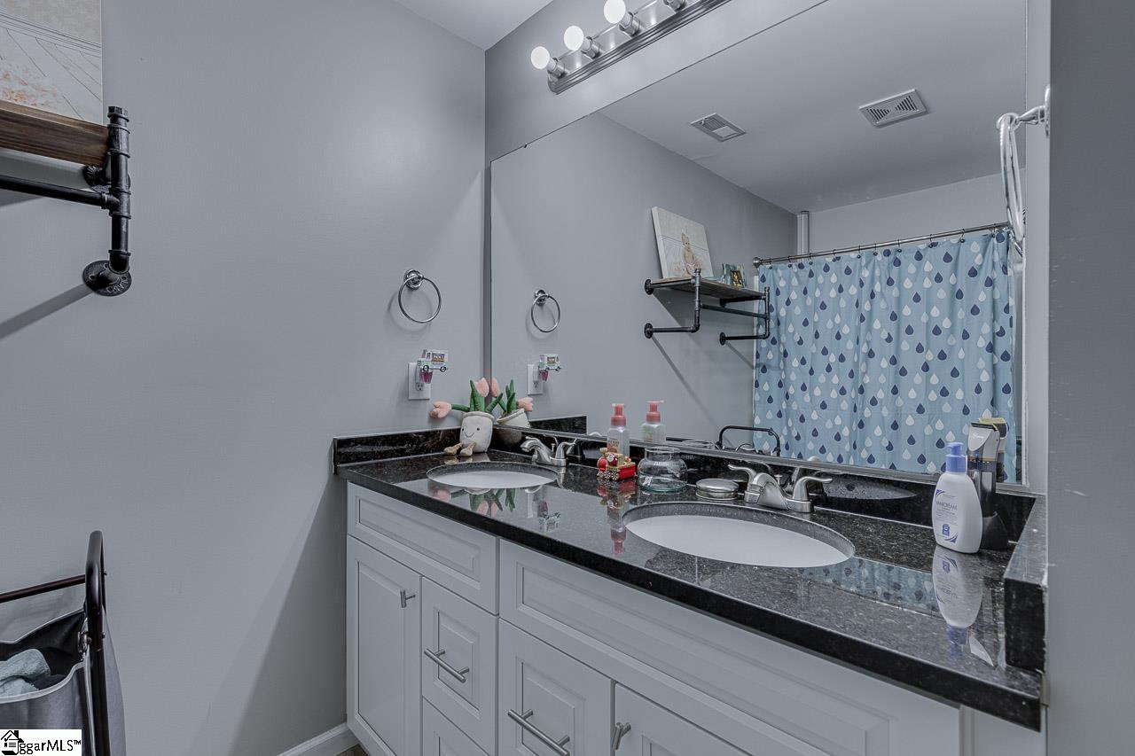 93 Huntress Drive Greer, SC 29651