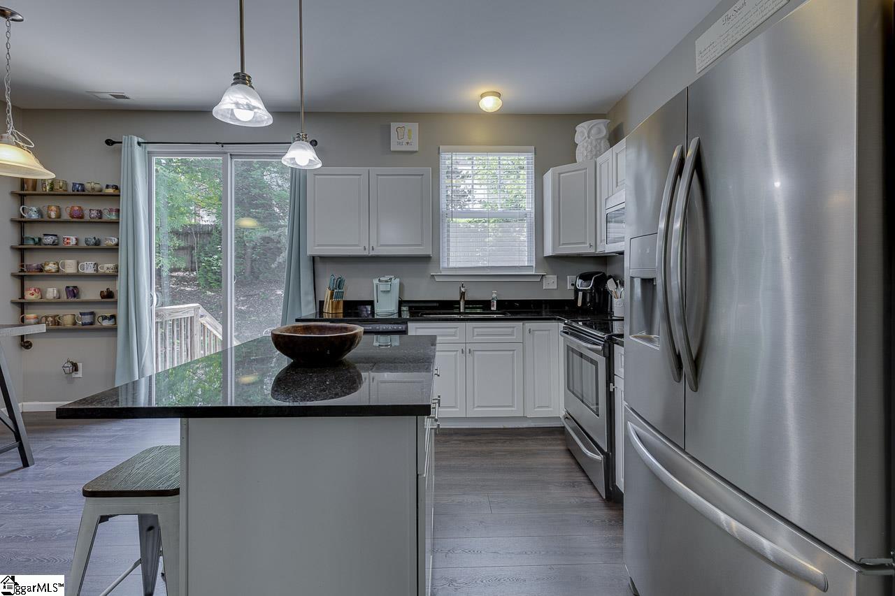 93 Huntress Drive Greer, SC 29651