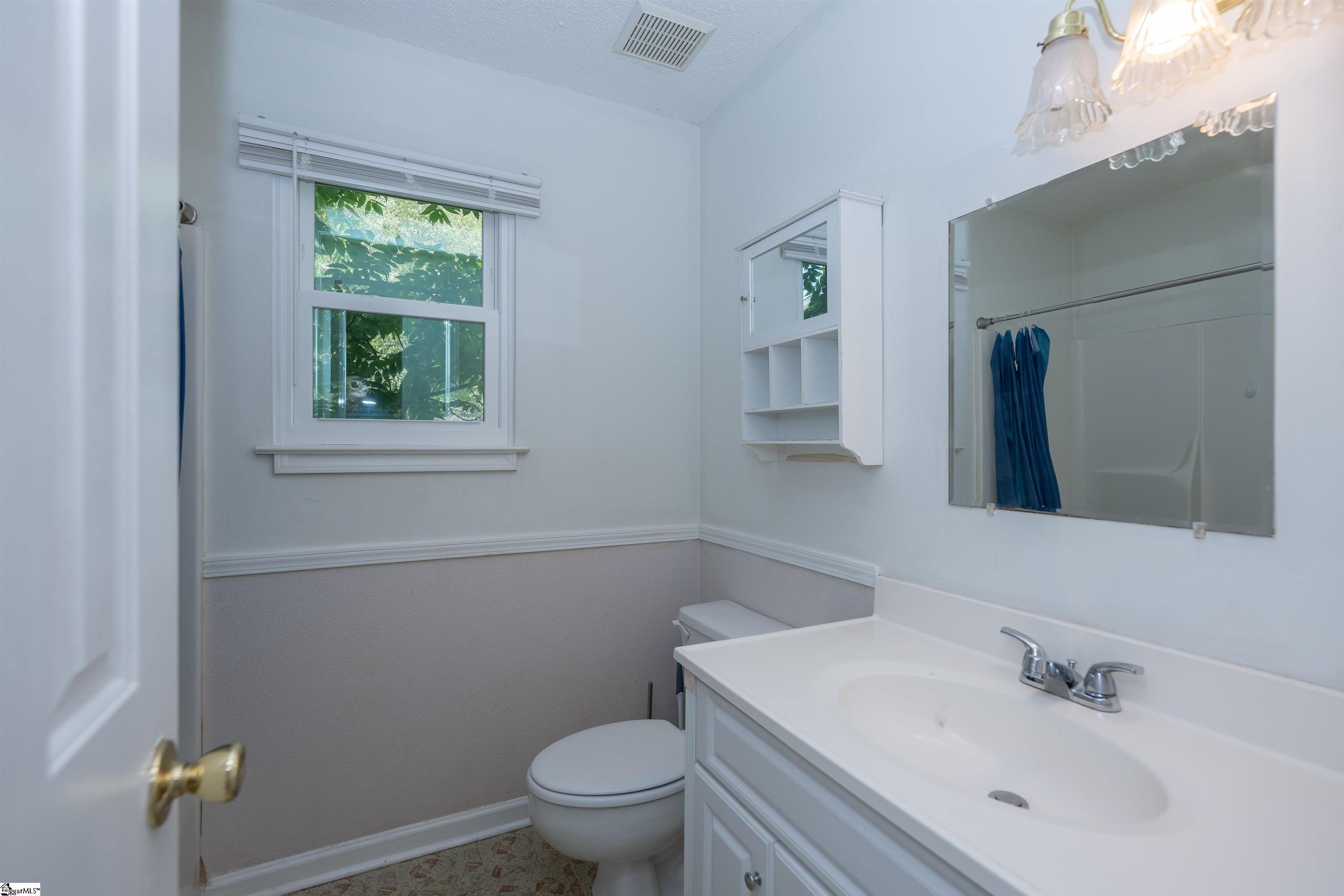 7 E Long Creek Court Simpsonville, SC 29680