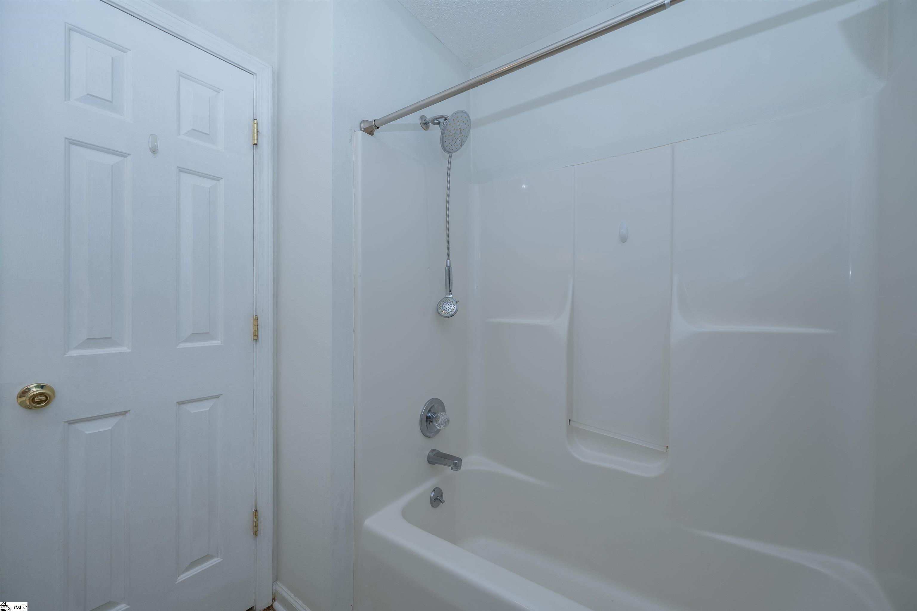 7 E Long Creek Court Simpsonville, SC 29680