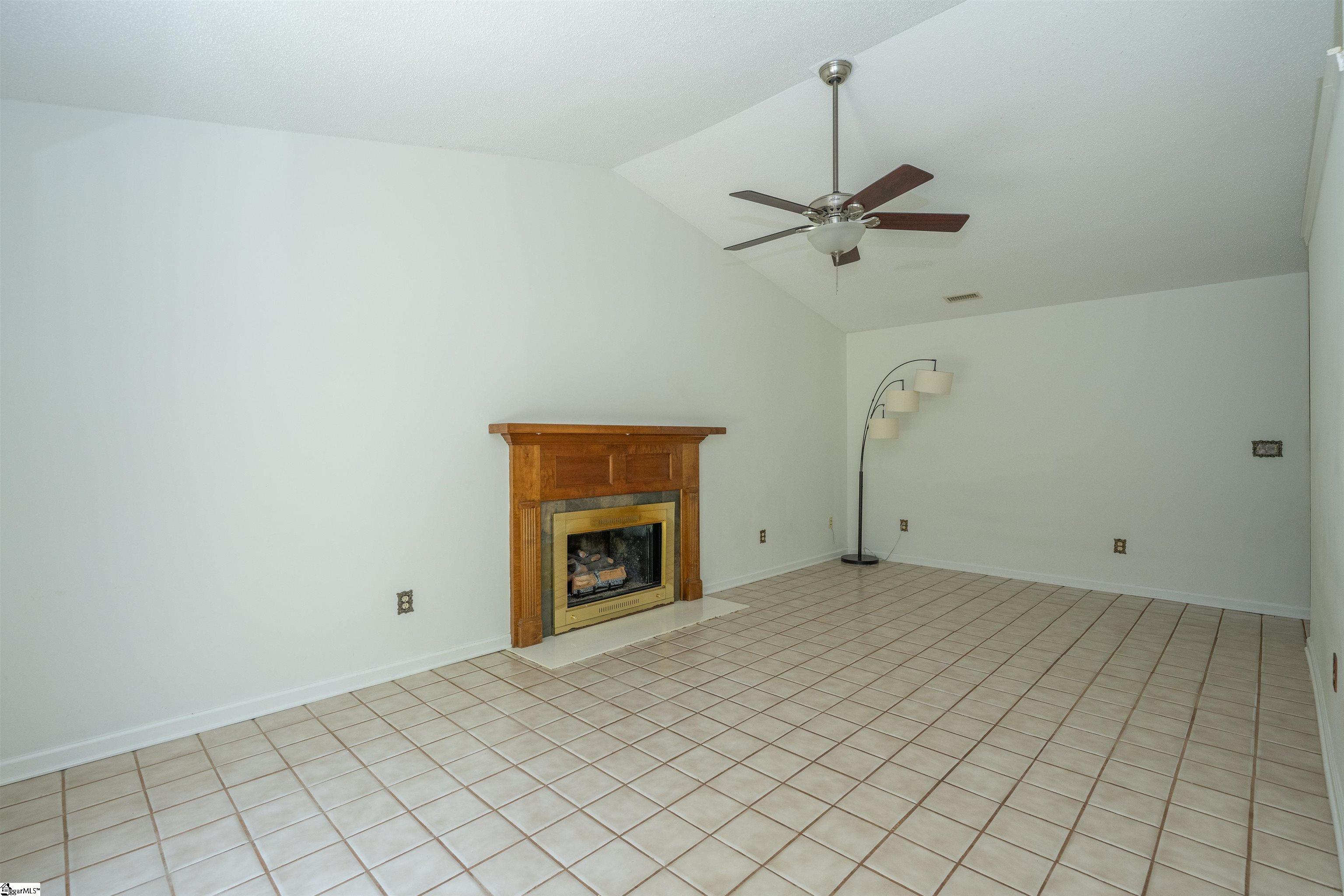 7 E Long Creek Court Simpsonville, SC 29680