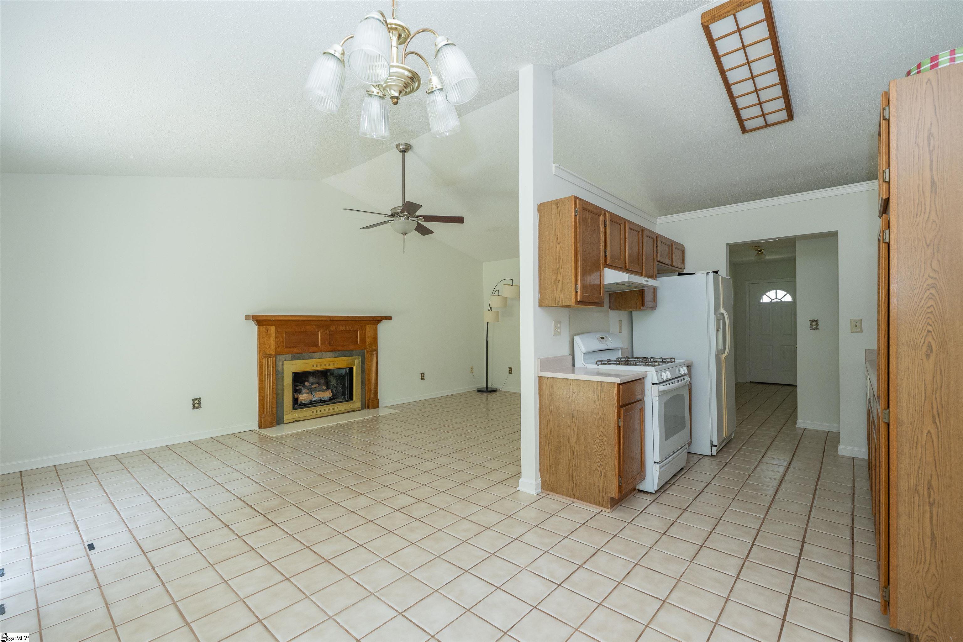 7 E Long Creek Court Simpsonville, SC 29680