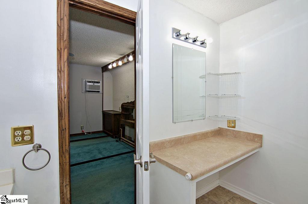 102 Julian Court Easley, SC 29642