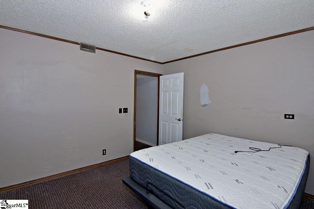 102 Julian Court Easley, SC 29642