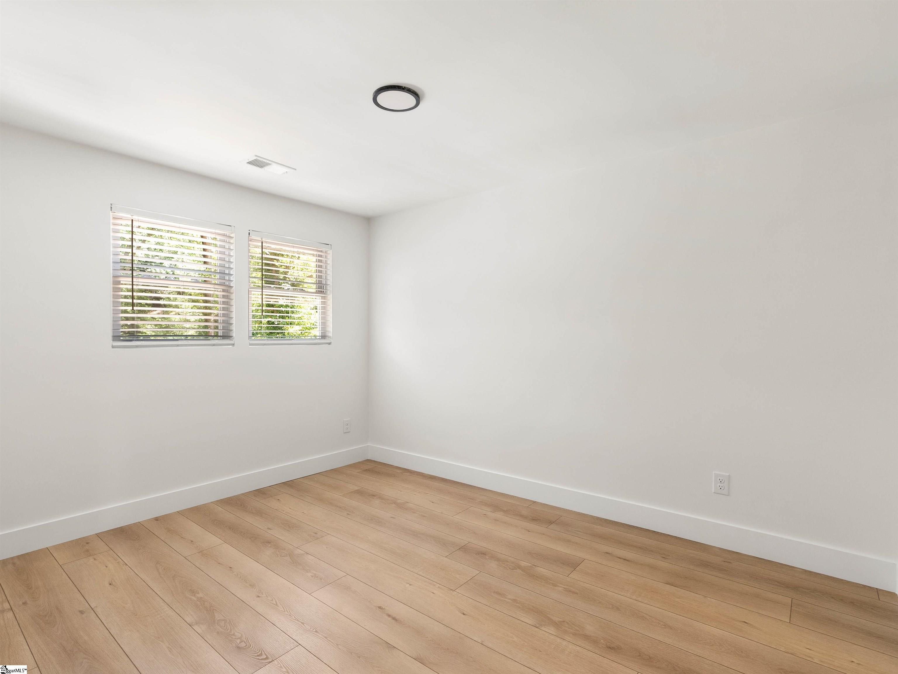616 Overhill Circle Spartanburg, SC 29303